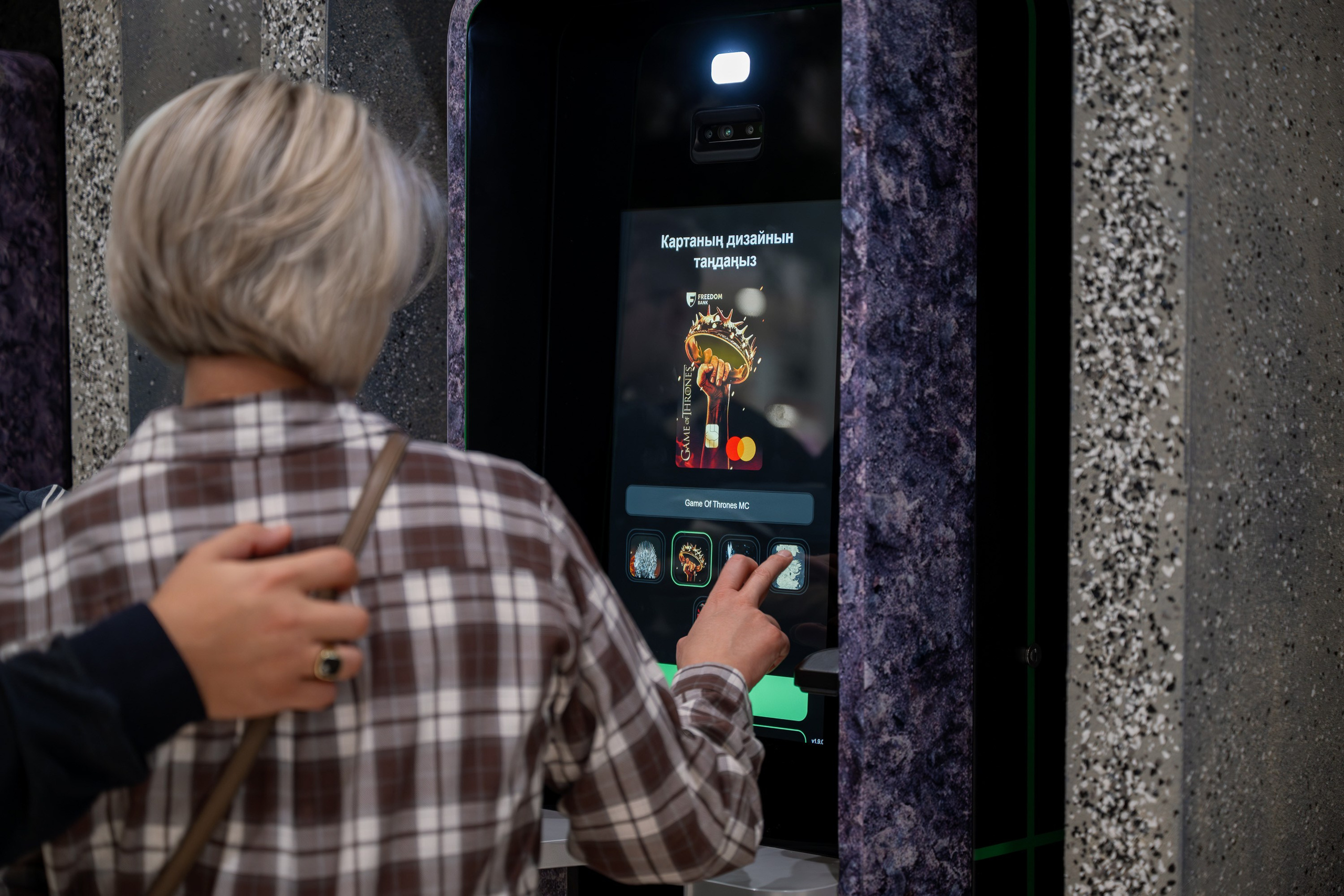 Freedom Bank & Game of Thrones. Фотограф в Алматы — Алексей Коньков | Репортаж, свадьбы, портреты