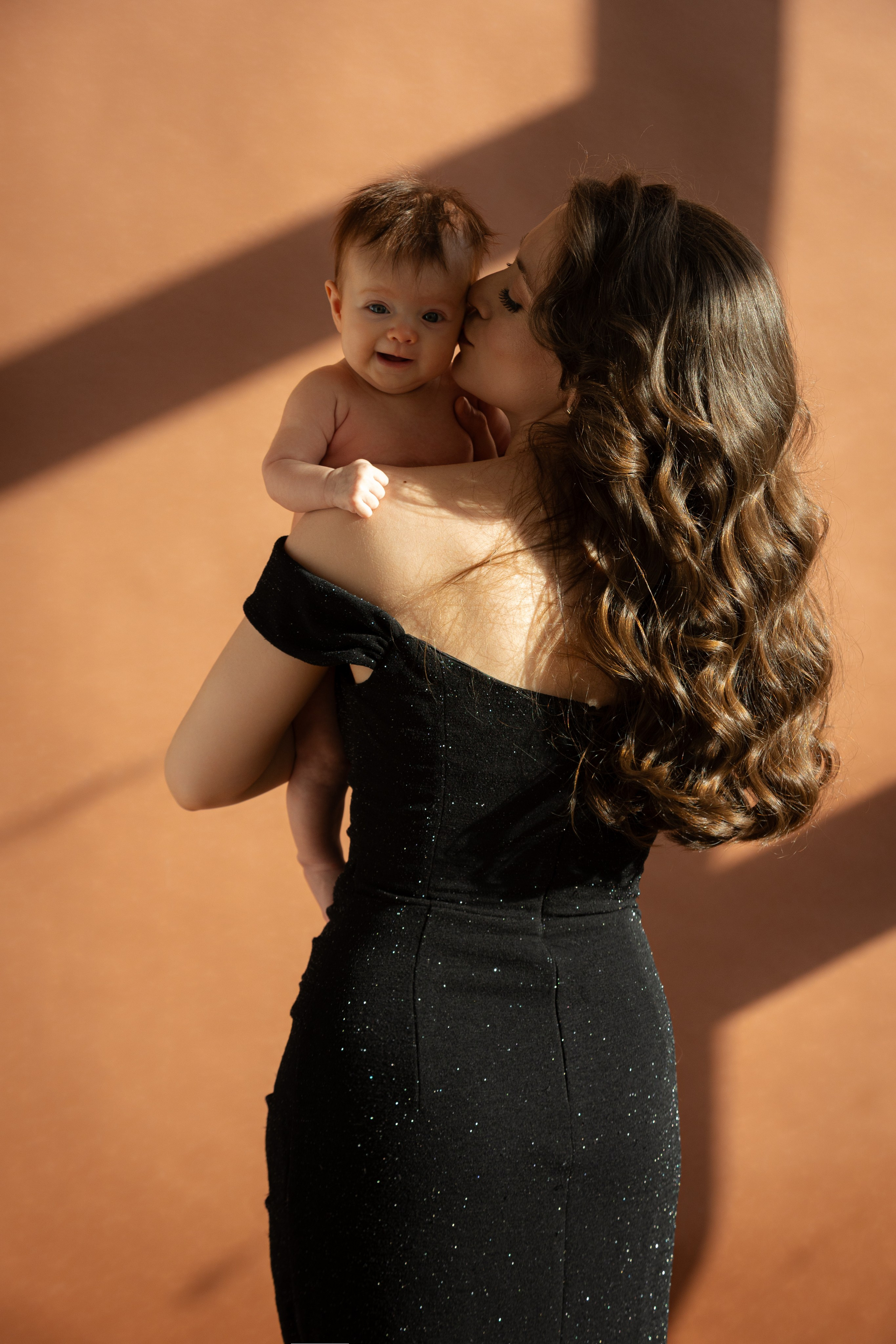 Вера, Светлана и Анастасия. That’s your photographer, Alexandra Andrushchenko