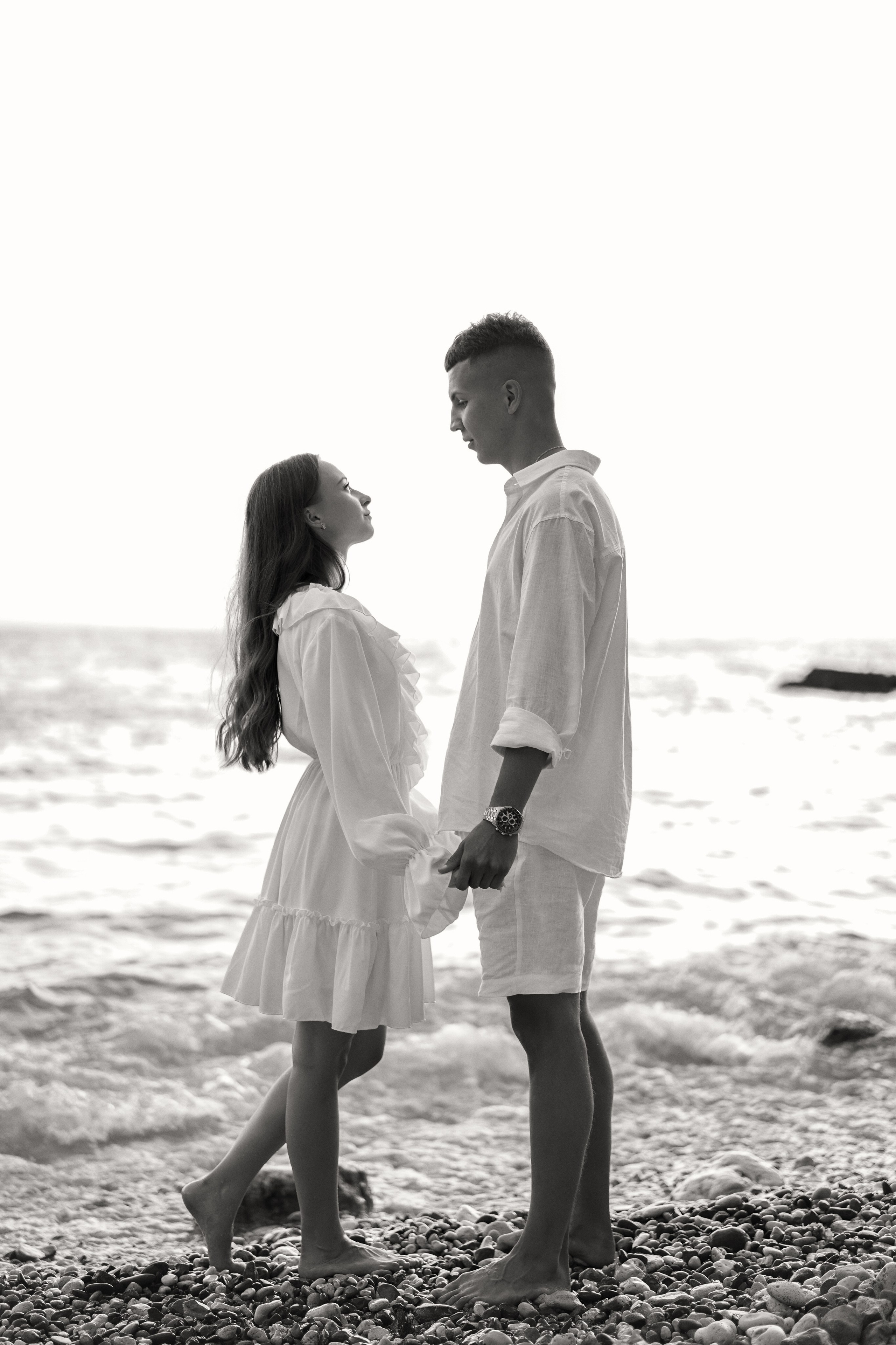 Матвей и Софья на фотосессии дикого пляжа Грот Дианы в Крыму. Свадебный фотограф в Ростове-на-Дону. Таинство Крещения и Венчания, семейные фотосессии. Алёна Чёботова