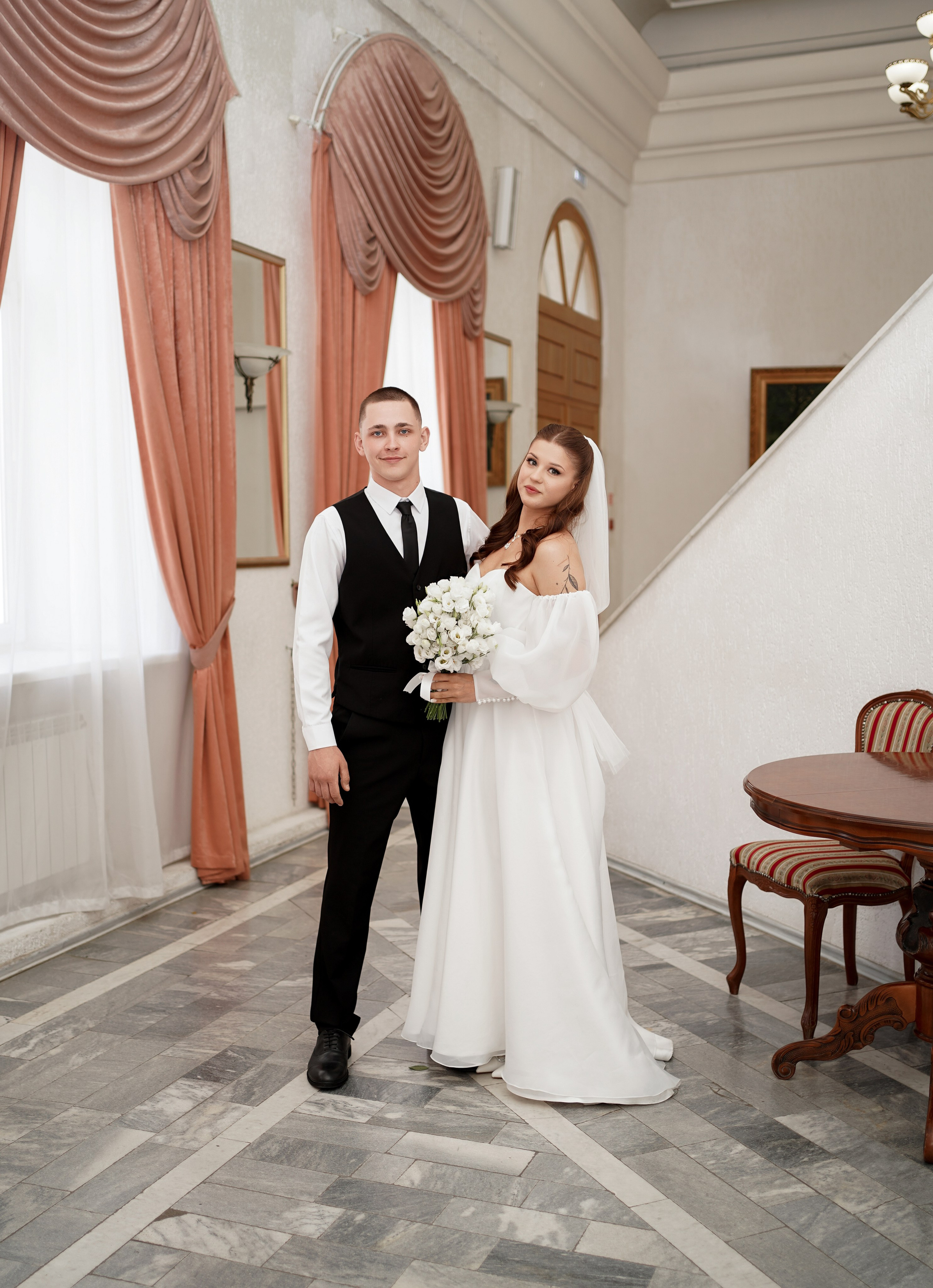 Свадебная фотосессия в Пролетарском ЗАГСе. Свадебный фотограф в Ростове-на-Дону. Таинство Крещения и Венчания, семейные фотосессии. Алёна Чёботова