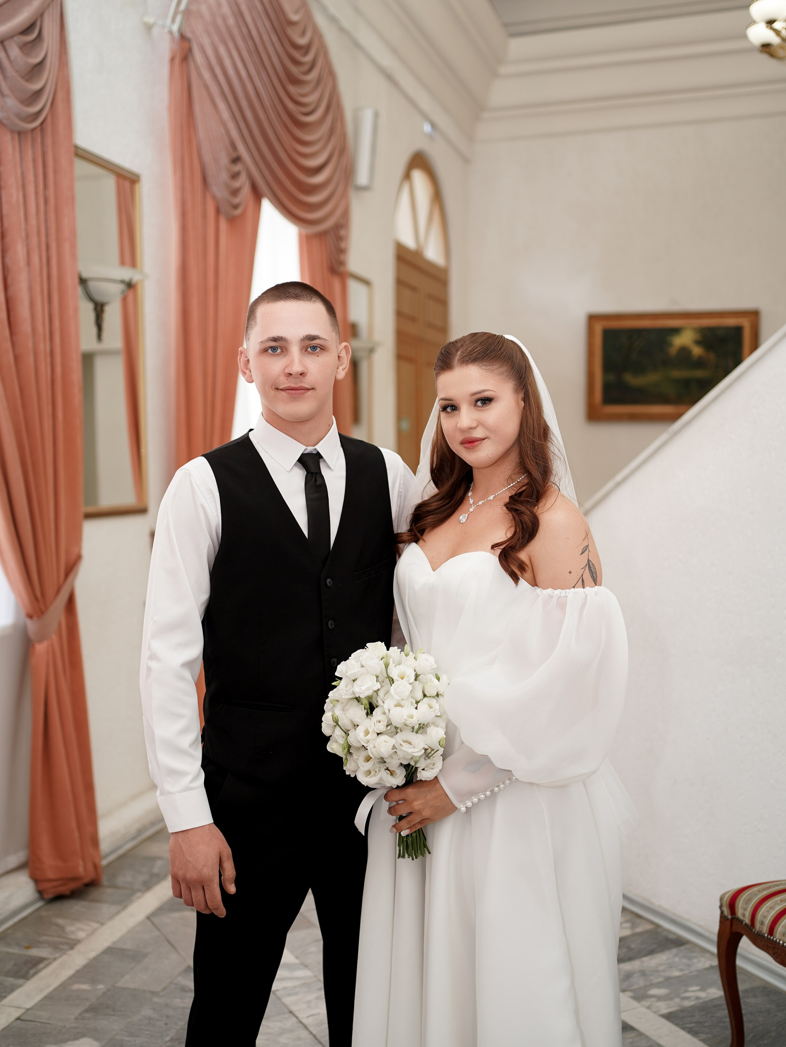 Свадебная фотосессия в Пролетарском ЗАГСе. Свадебный фотограф в Ростове-на-Дону. Таинство Крещения и Венчания, семейные фотосессии. Алёна Чёботова