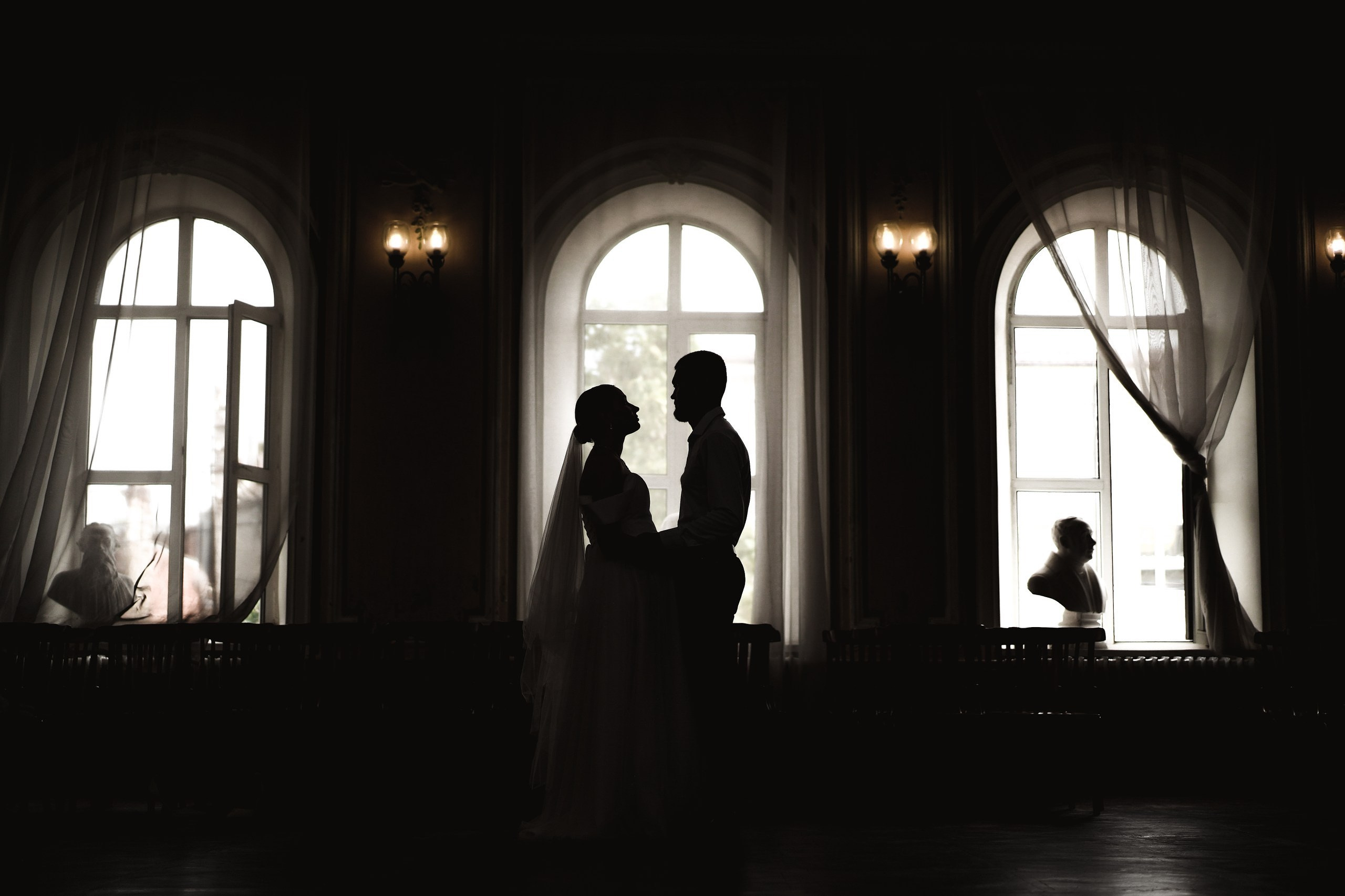 Свадебная фотосессия в Ростове-на-Дону. Фотосессия в отеле Арка, Хаятт, Рэдиссон, Бутик 39, Резиденция и другие. Фотограф Алёна Чёботова. Свадебный фотограф в Ростове-на-Дону. Таинство Крещения и Венчания, семейные фотосессии. Алёна Чёботова