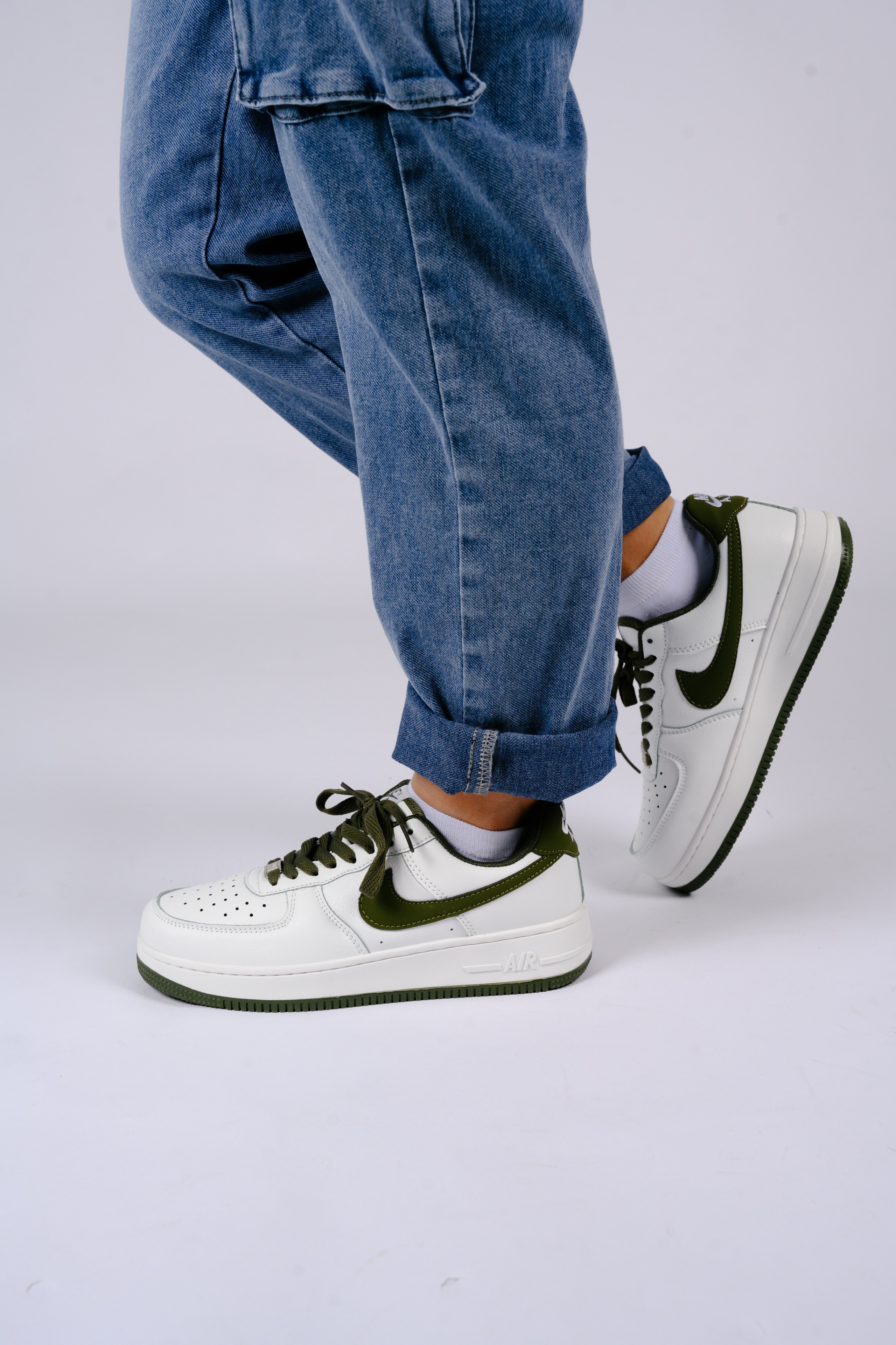 Кроссовки для wb. Фотограф в Красноярске