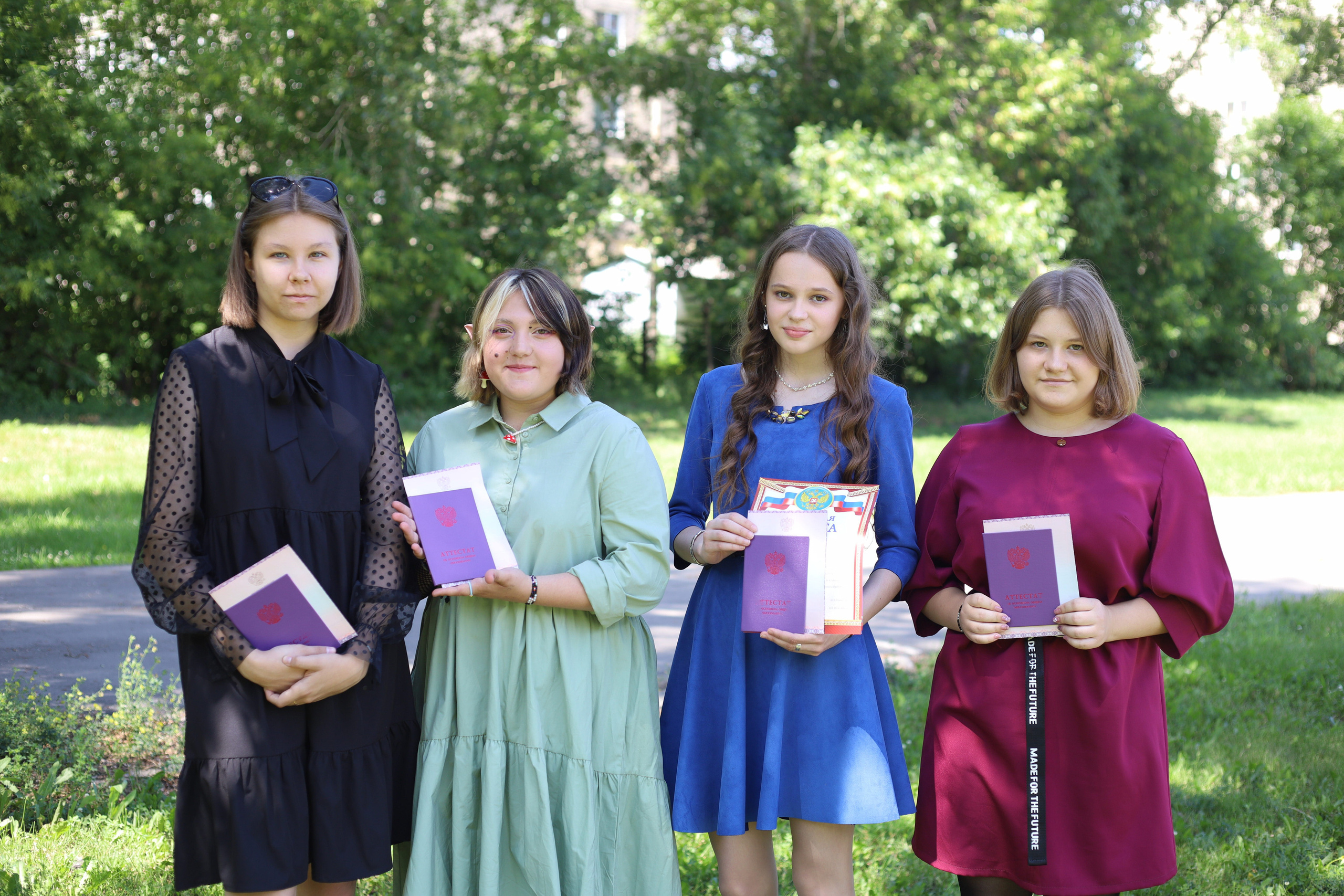 Вручение аттестатов 85 гимн. Фотограф Алёна Кладова