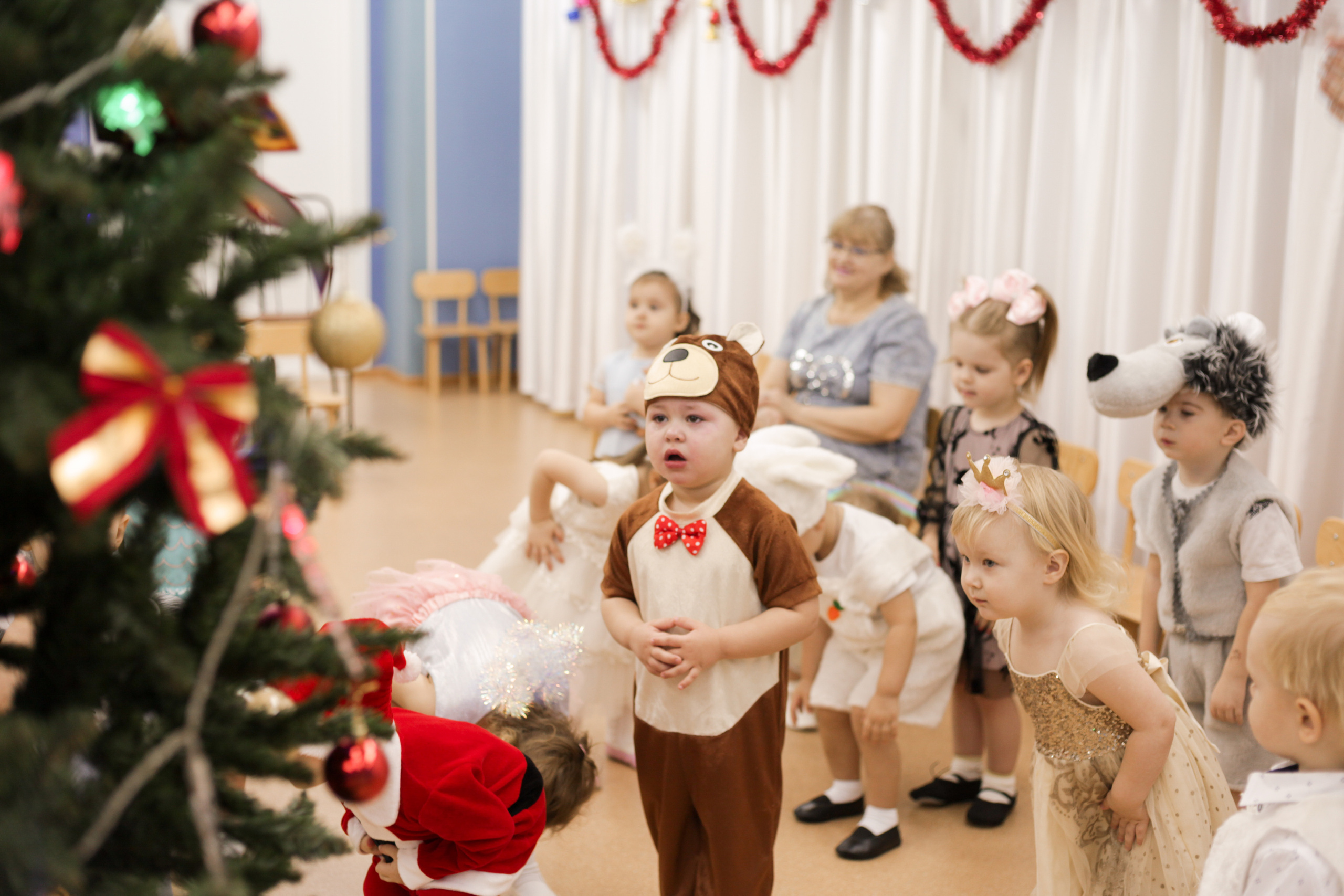 Новогодний утренник дс 267. Фотограф Алёна Кладова