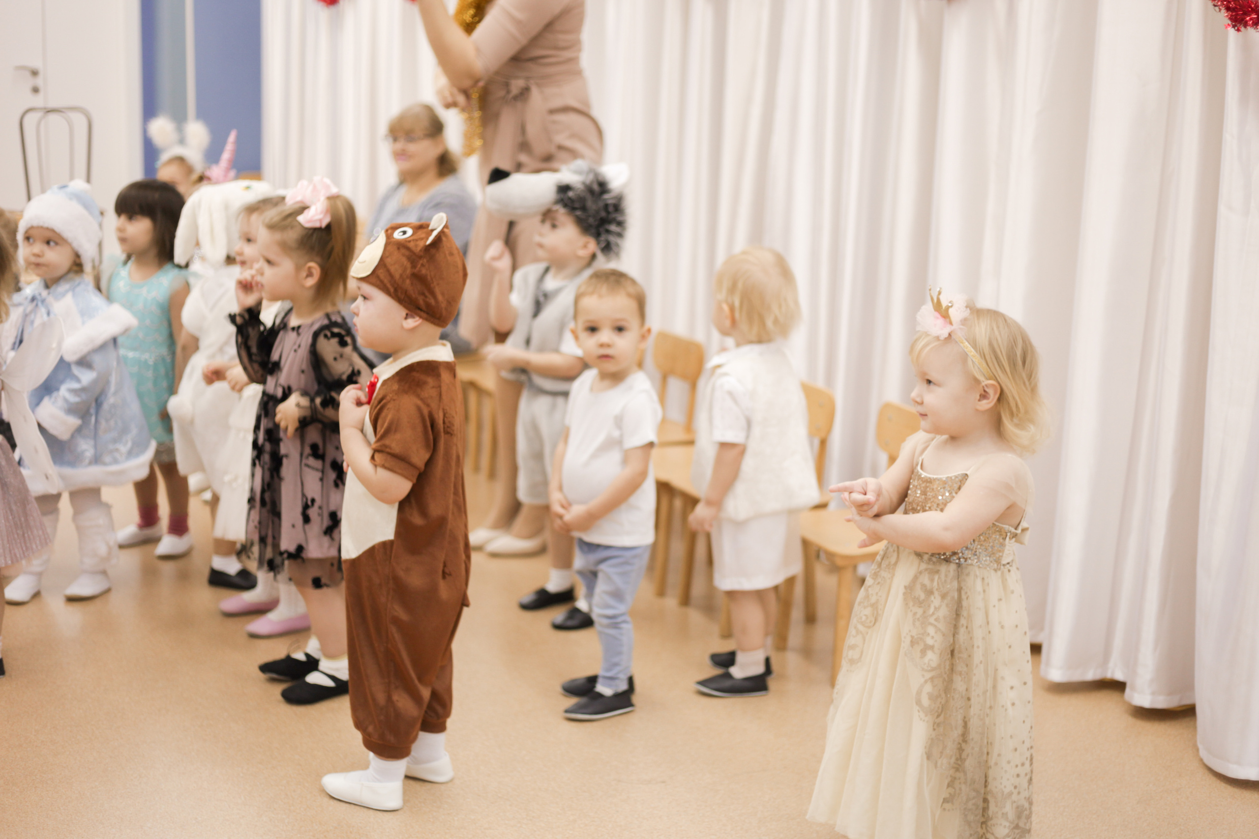 Новогодний утренник дс 267. Фотограф Алёна Кладова