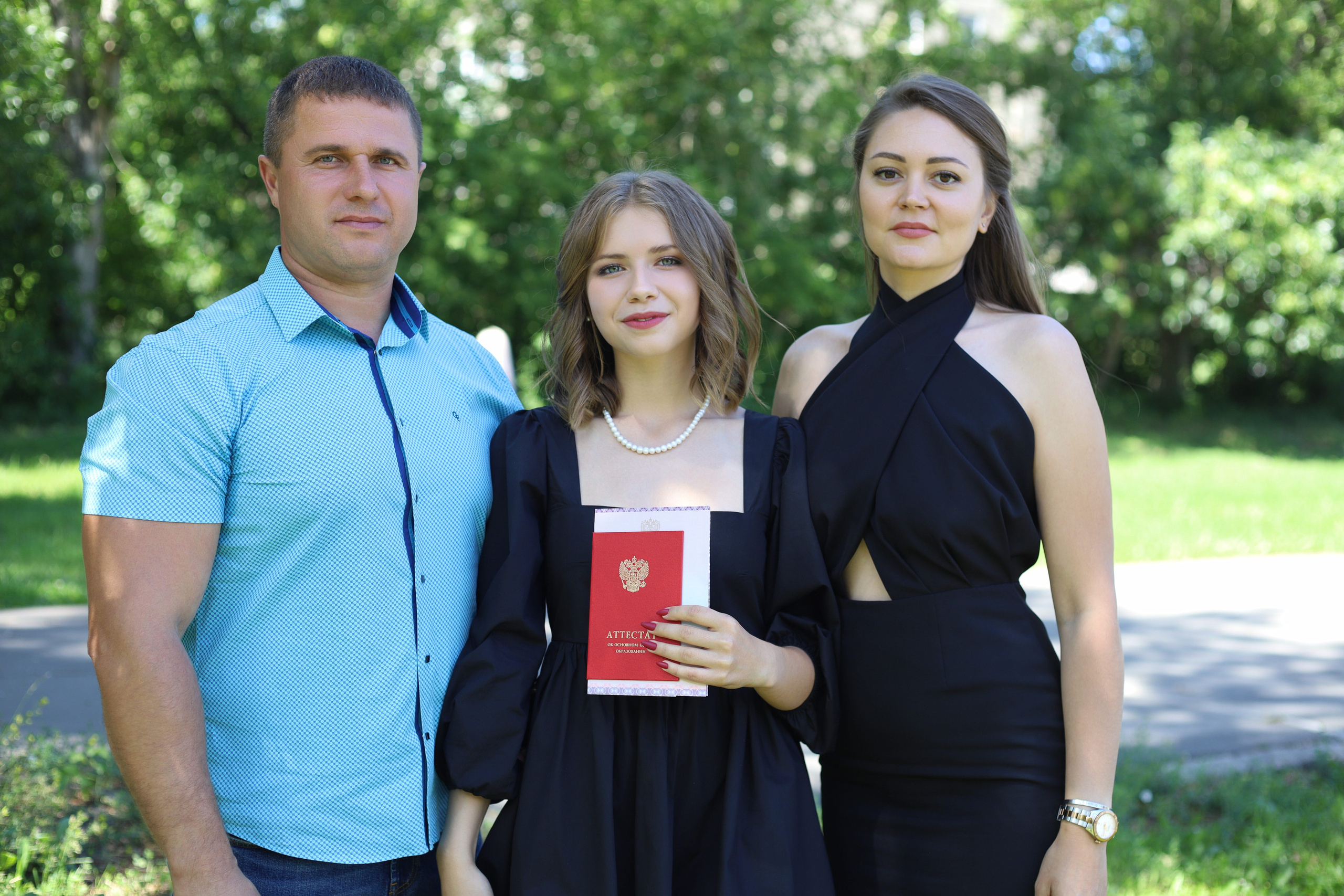 Вручение аттестатов 85 гимн. Фотограф Алёна Кладова