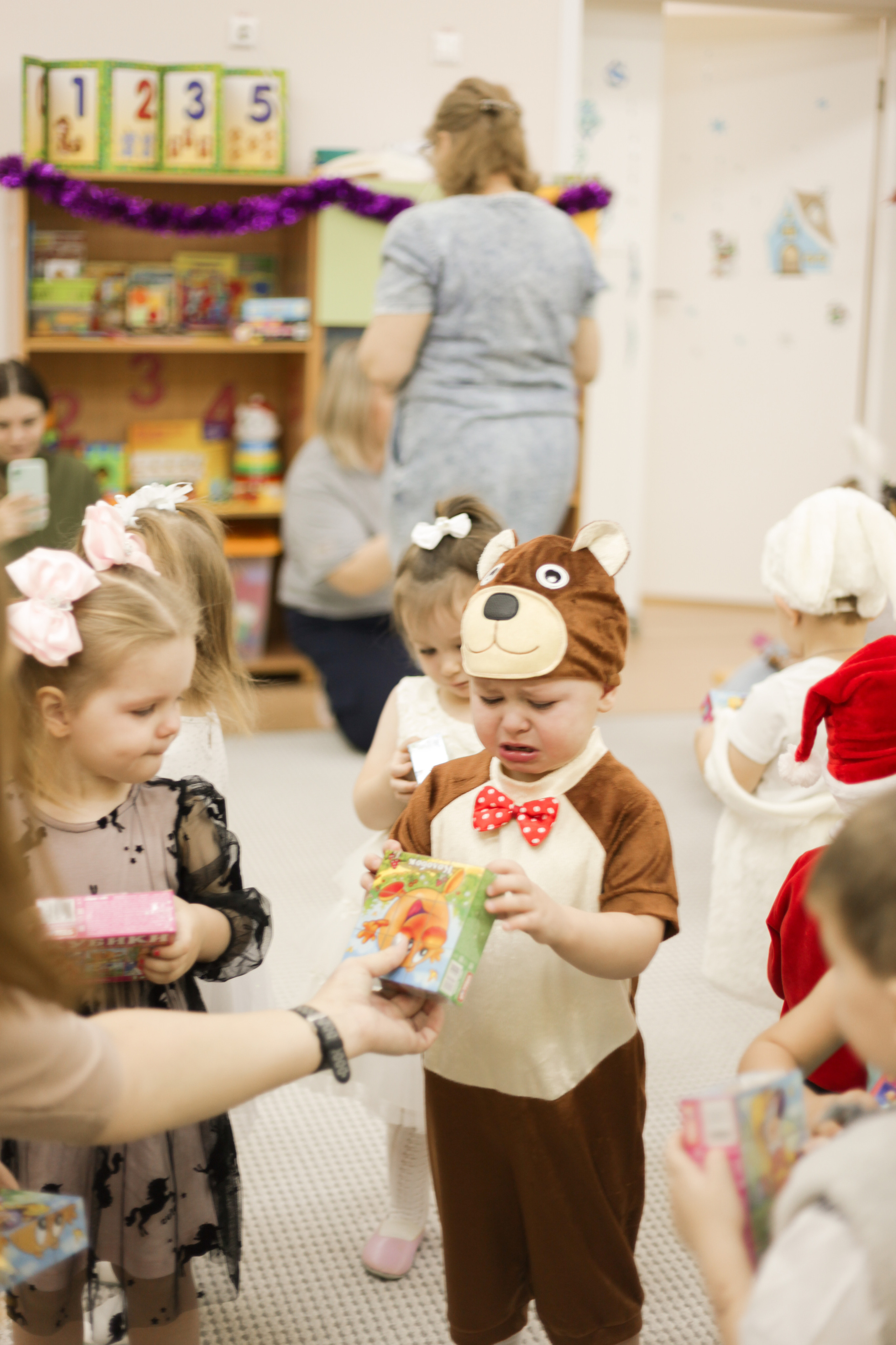 Новогодний утренник дс 267. Фотограф Алёна Кладова