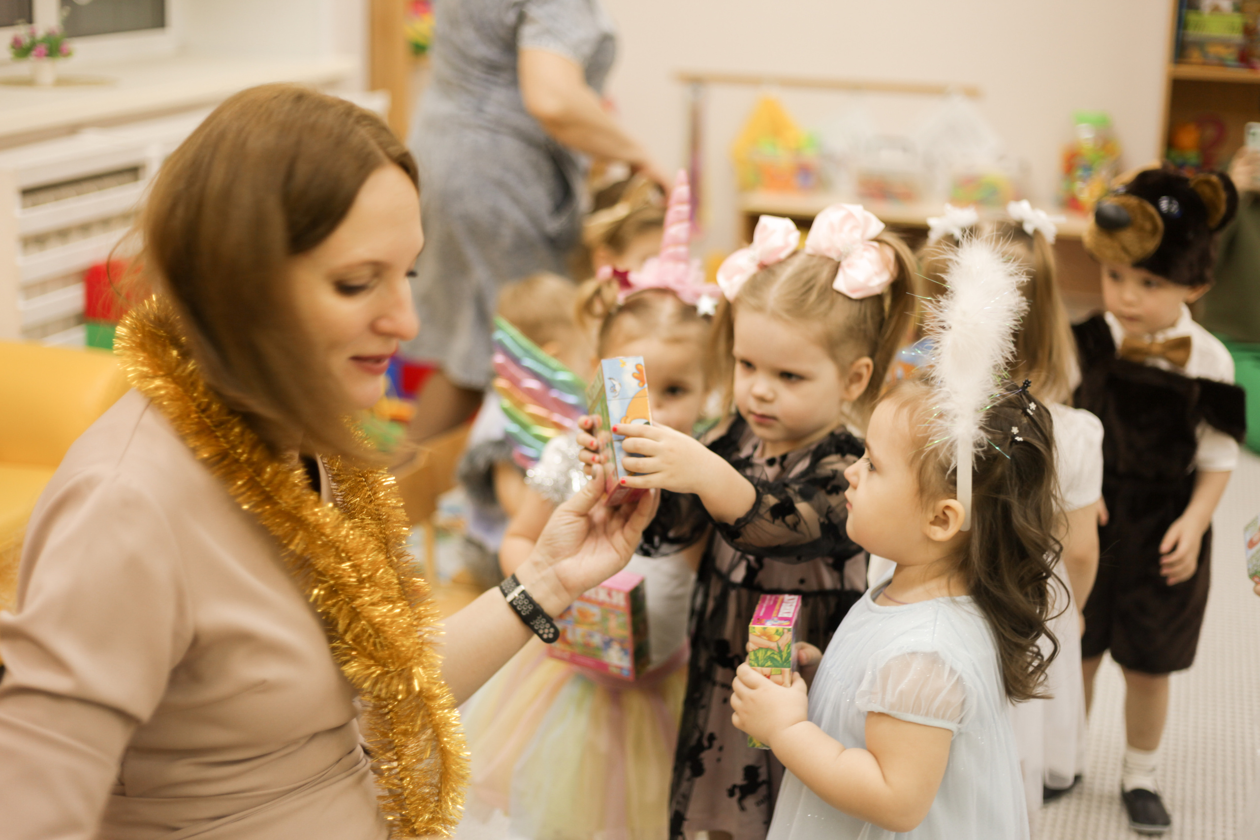 Новогодний утренник дс 267. Фотограф Алёна Кладова