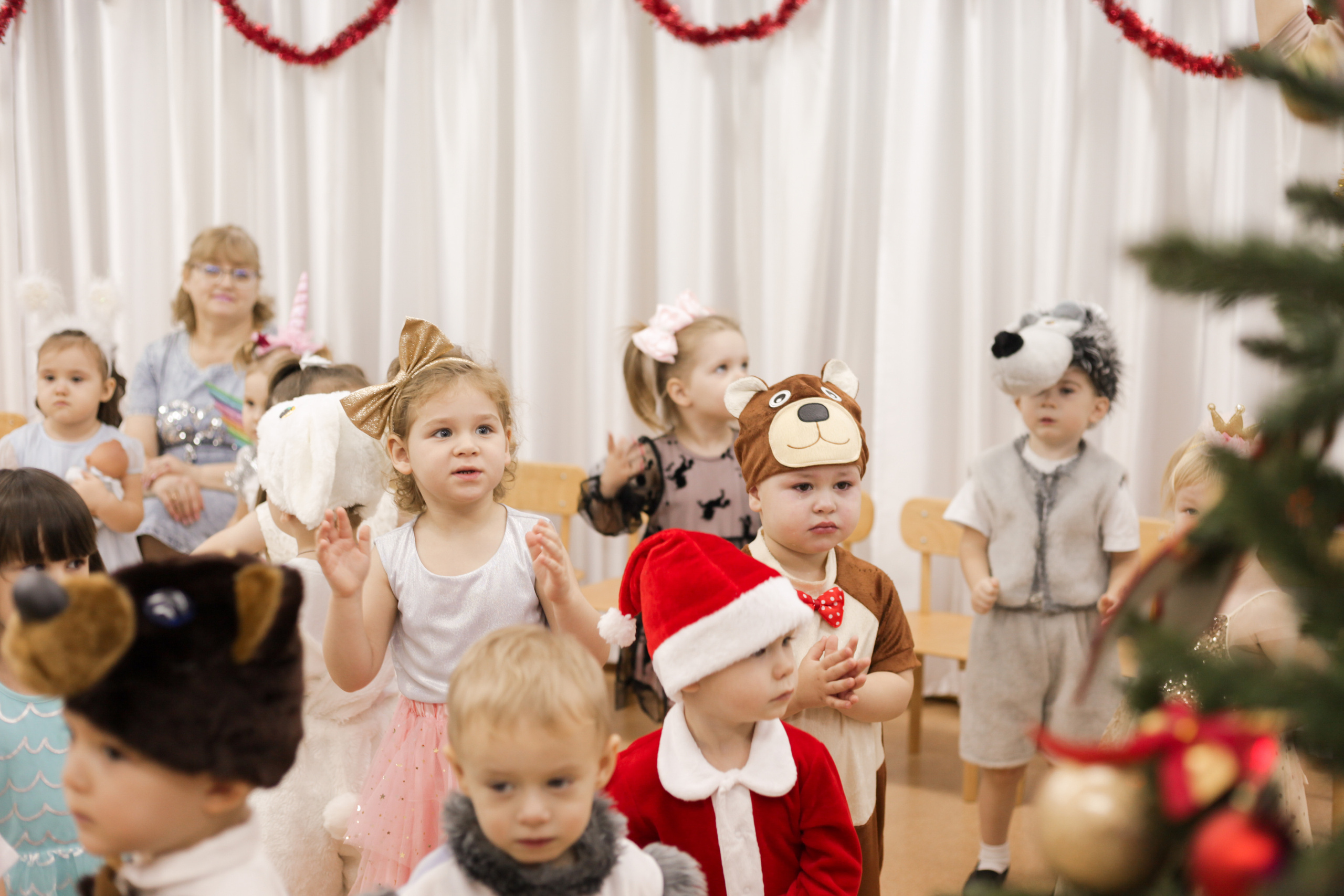 Новогодний утренник дс 267. Фотограф Алёна Кладова