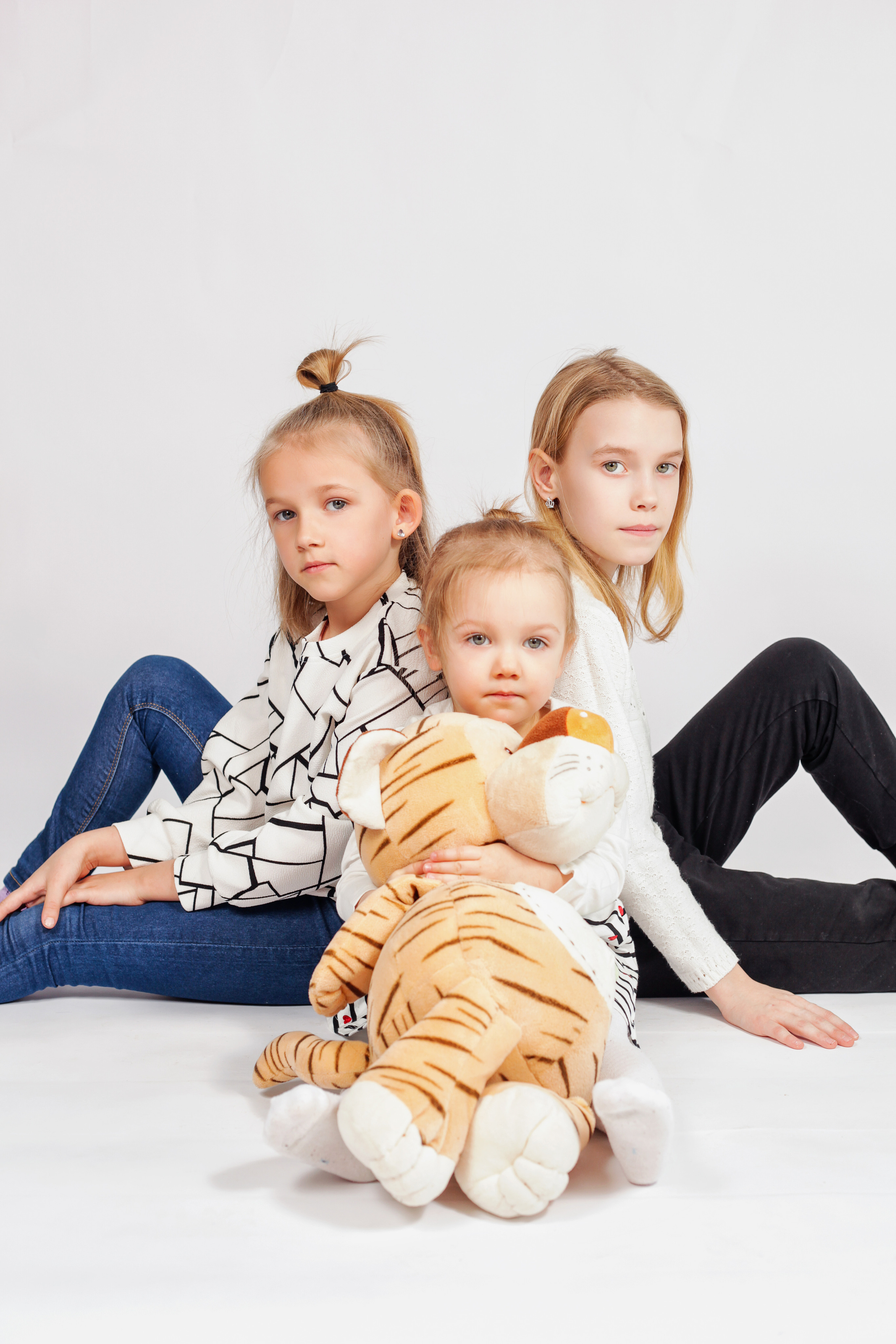 Три сестрички. Фотограф Алёна Кладова