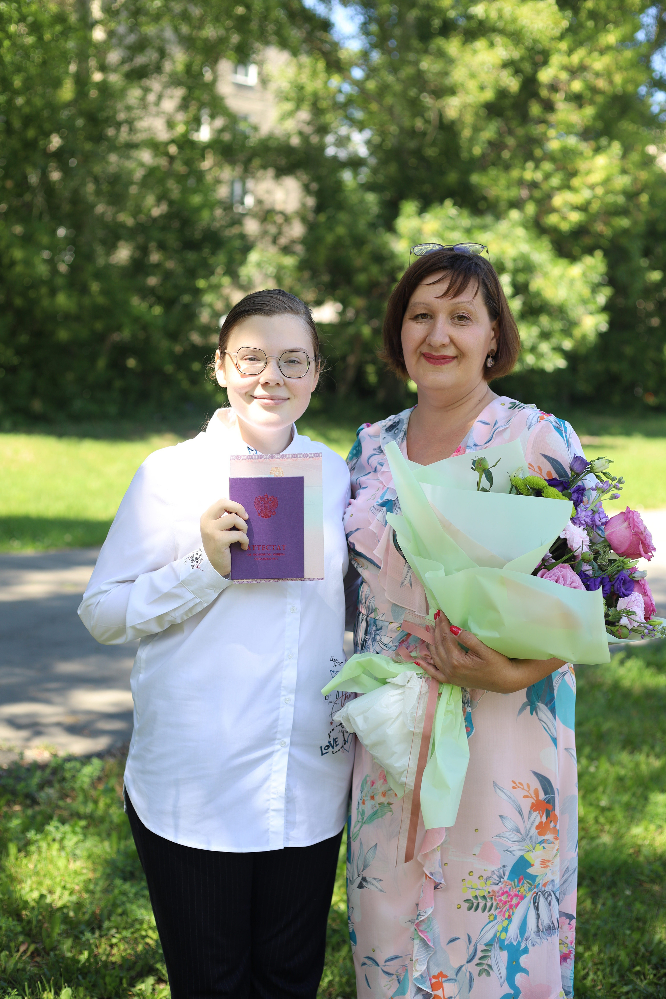 Вручение аттестатов 85 гимн. Фотограф Алёна Кладова