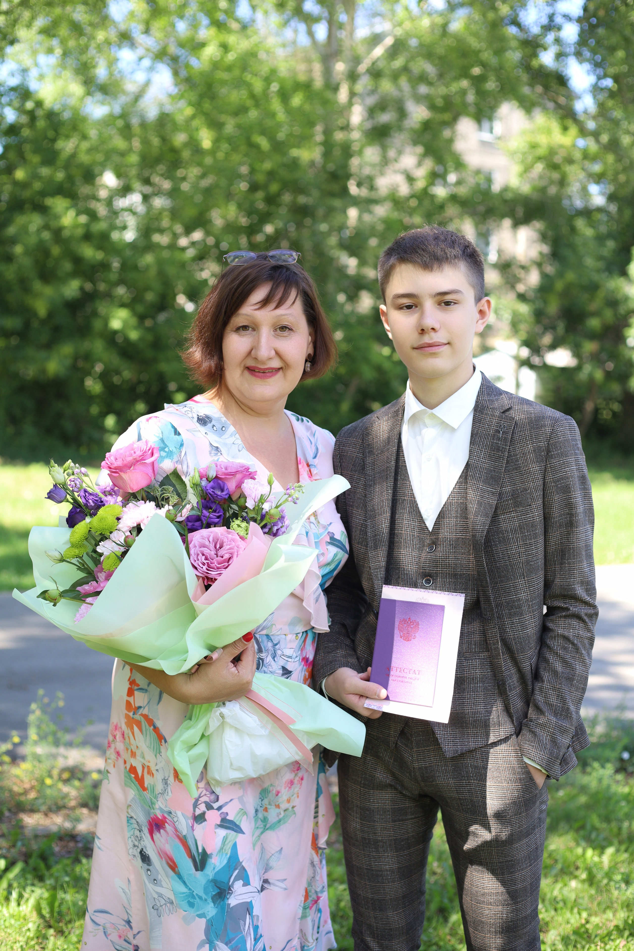 Вручение аттестатов 85 гимн. Фотограф Алёна Кладова