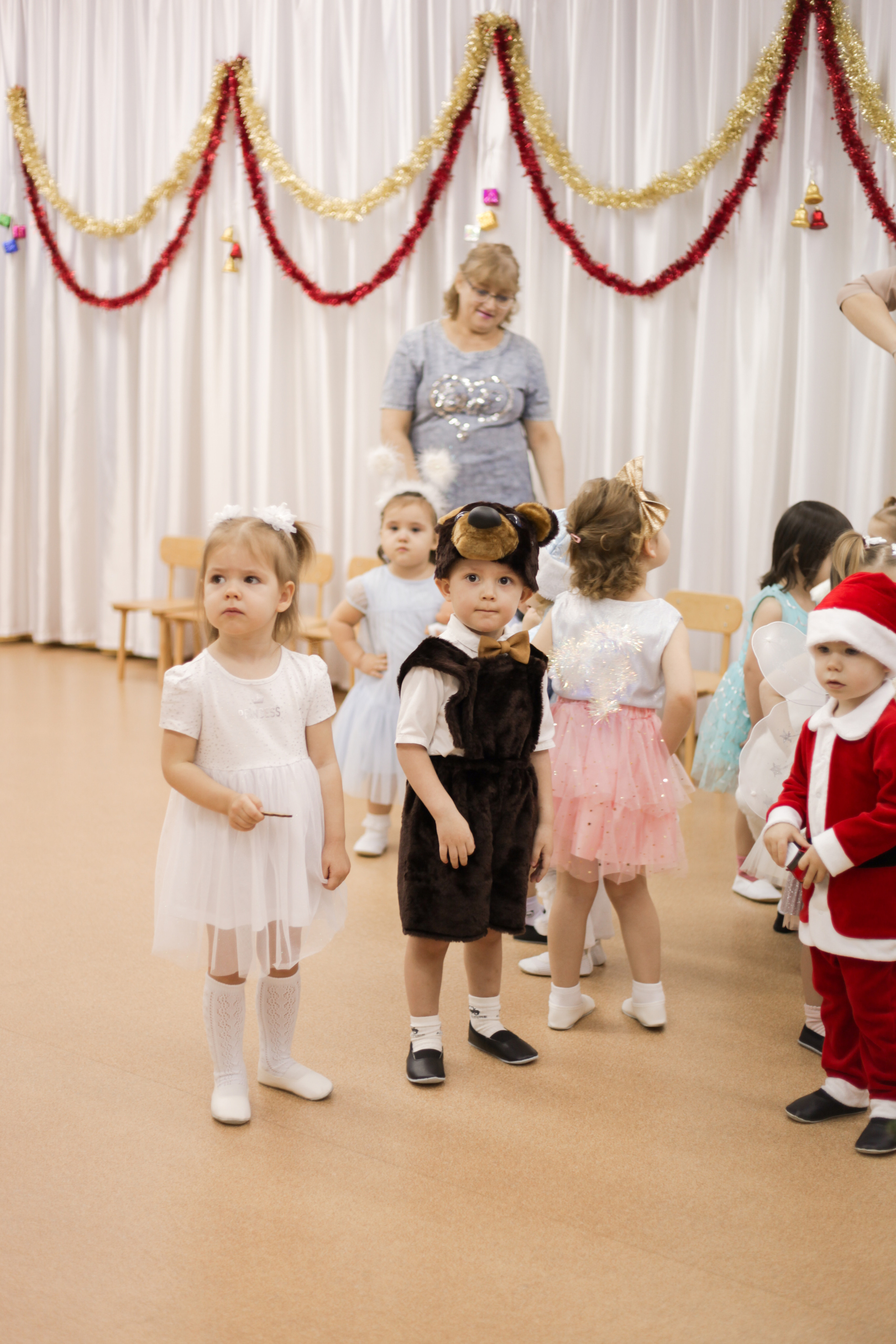 Новогодний утренник дс 267. Фотограф Алёна Кладова