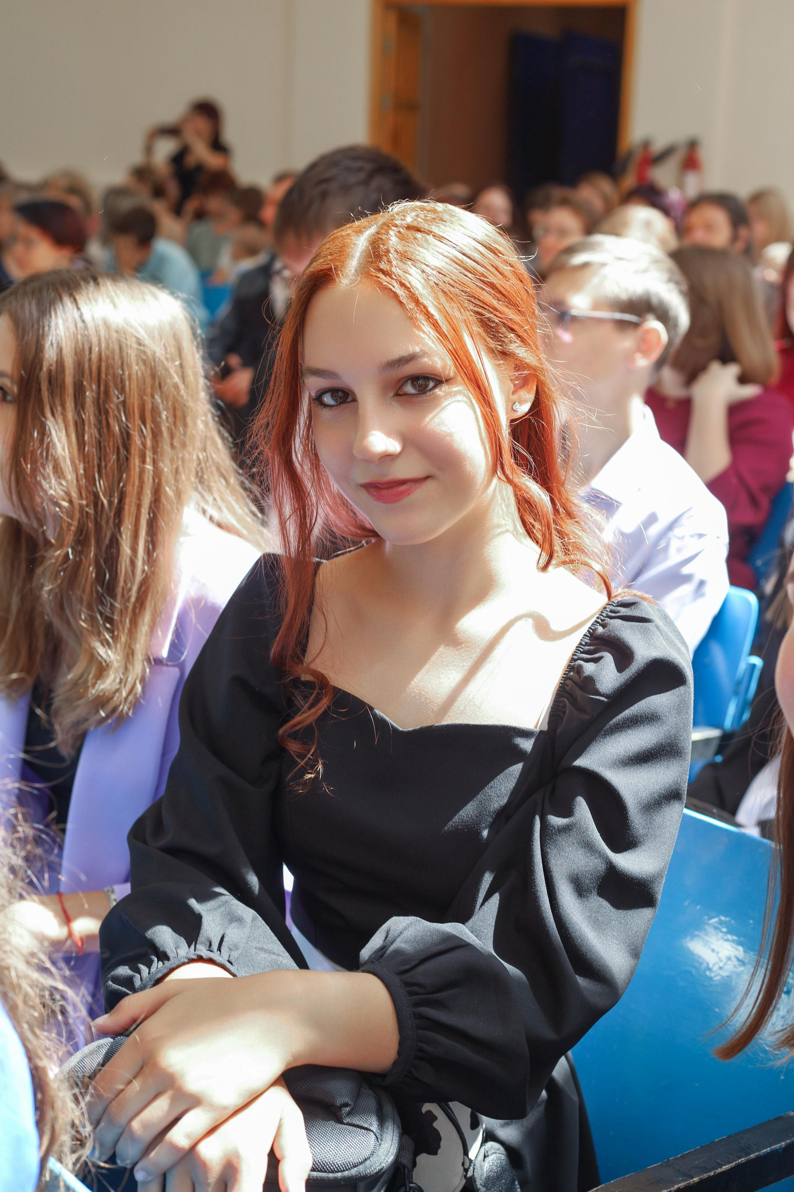 Вручение аттестатов 85 гимн. Фотограф Алёна Кладова