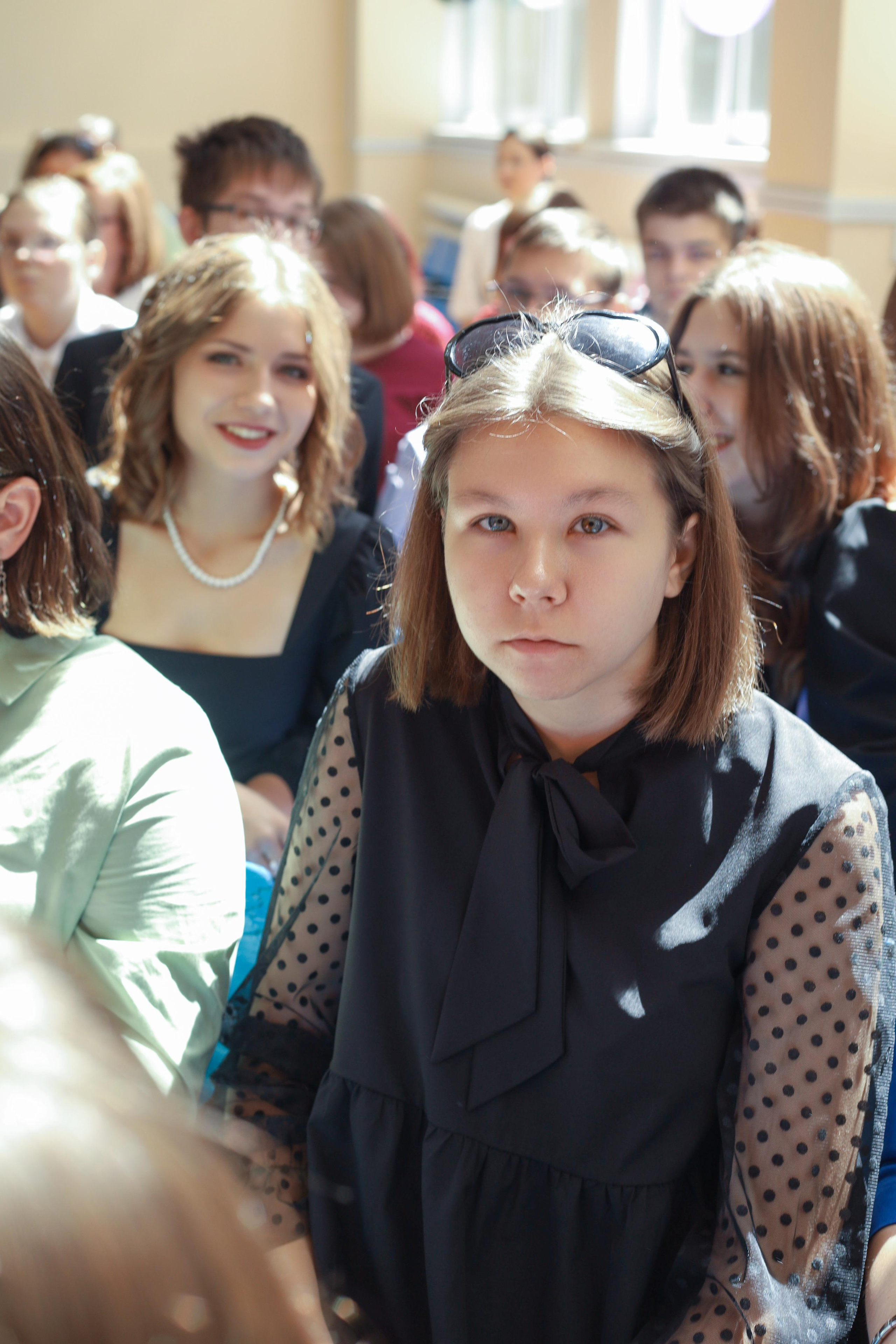 Вручение аттестатов 85 гимн. Фотограф Алёна Кладова