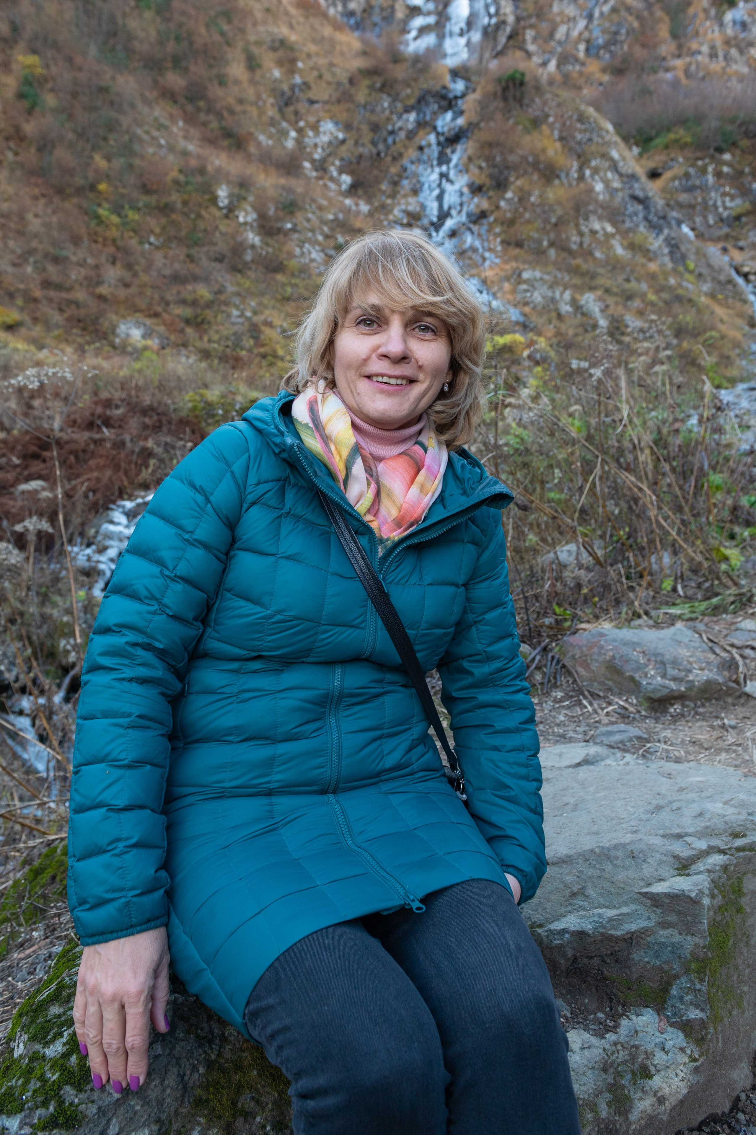 Mice мероприятие — прогулка на водопад Поликаря на курорте Красная Поляна. Репортажный фотограф в Красной Поляне и Сочи Павлюченко Екатерина