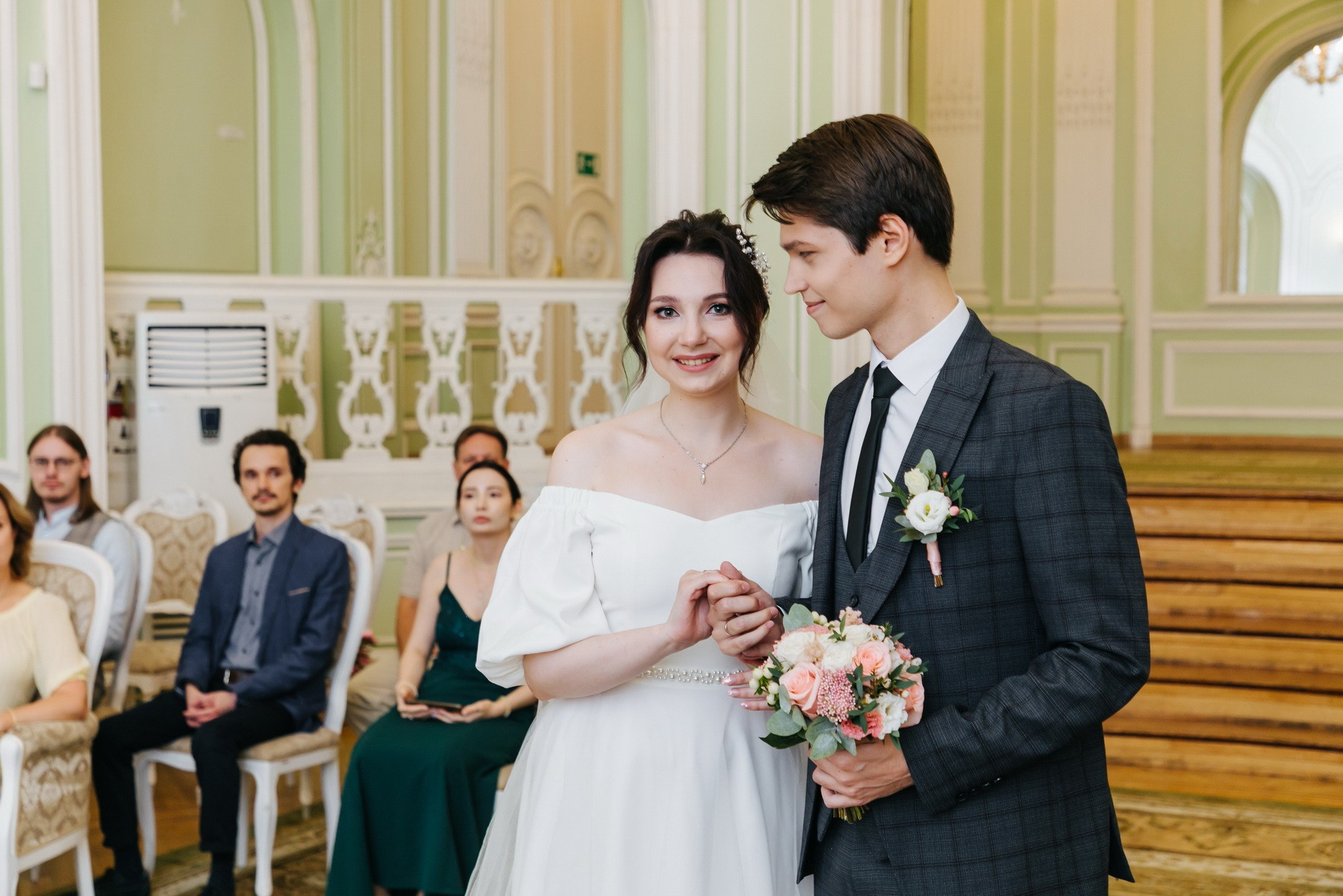 Свадебная регистрация, ЗАГС Петроградского р-на. Фотограф крещение венчание в Петербурге! Помогает подобрать храм и посоветовал душевного батюшку в СПб