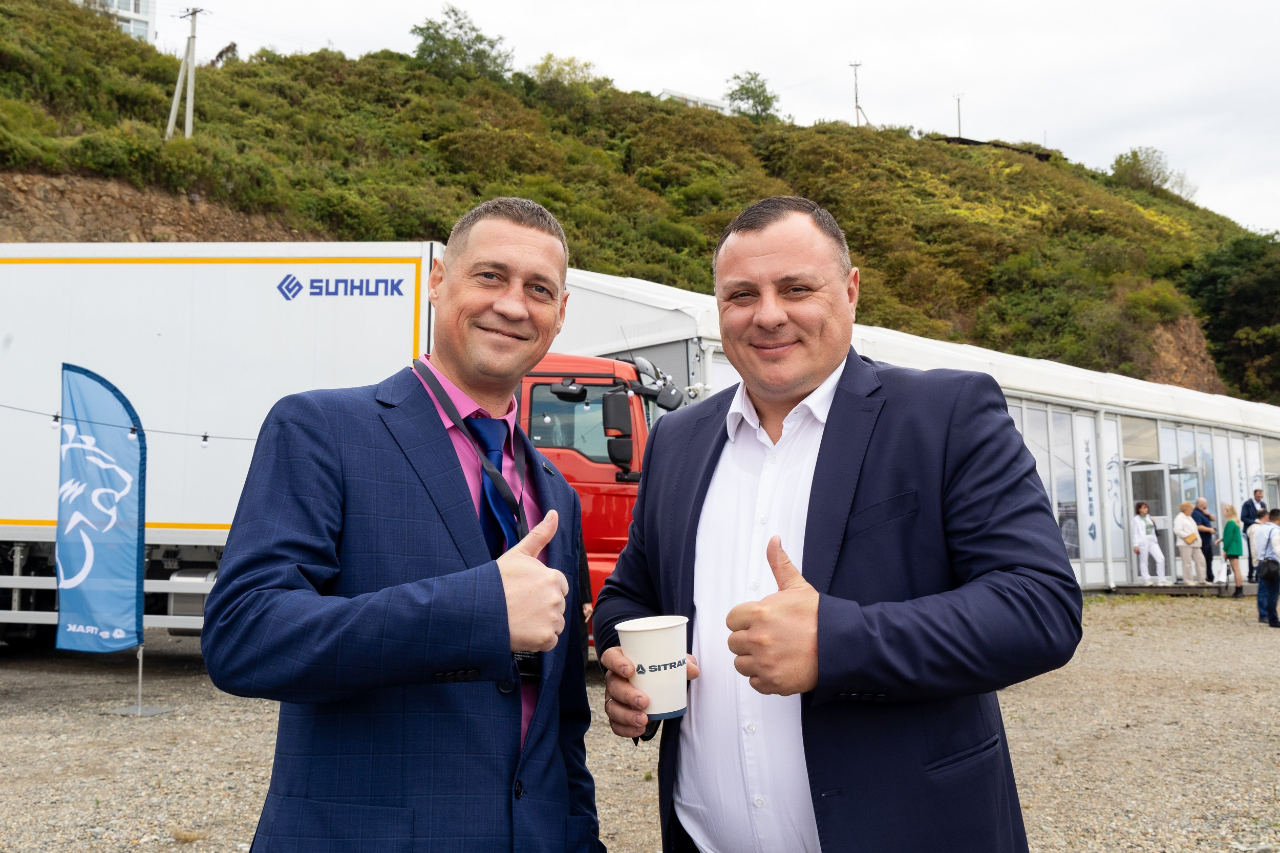 Открытие учебного центра «SITRAK». Репортажный и студийный фотограф во Владивостоке Дударева Софья