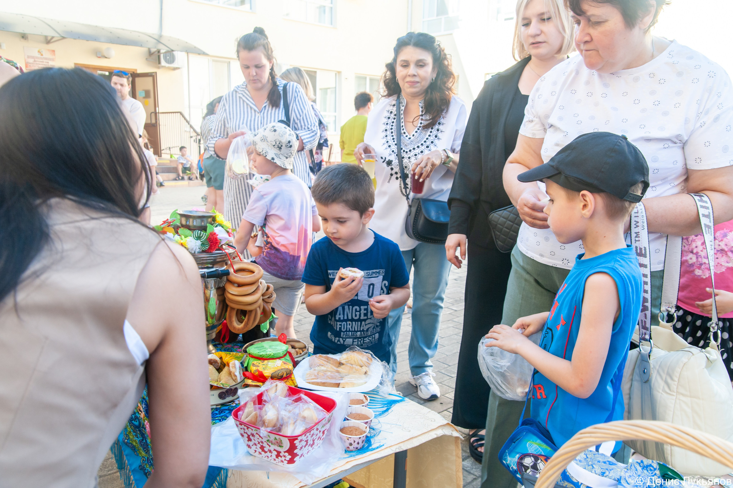 Ярмарка. Свадебный и семейный фотограф Денис Лукьянов в Краснодаре, Краснодарском крае и Республике Крым