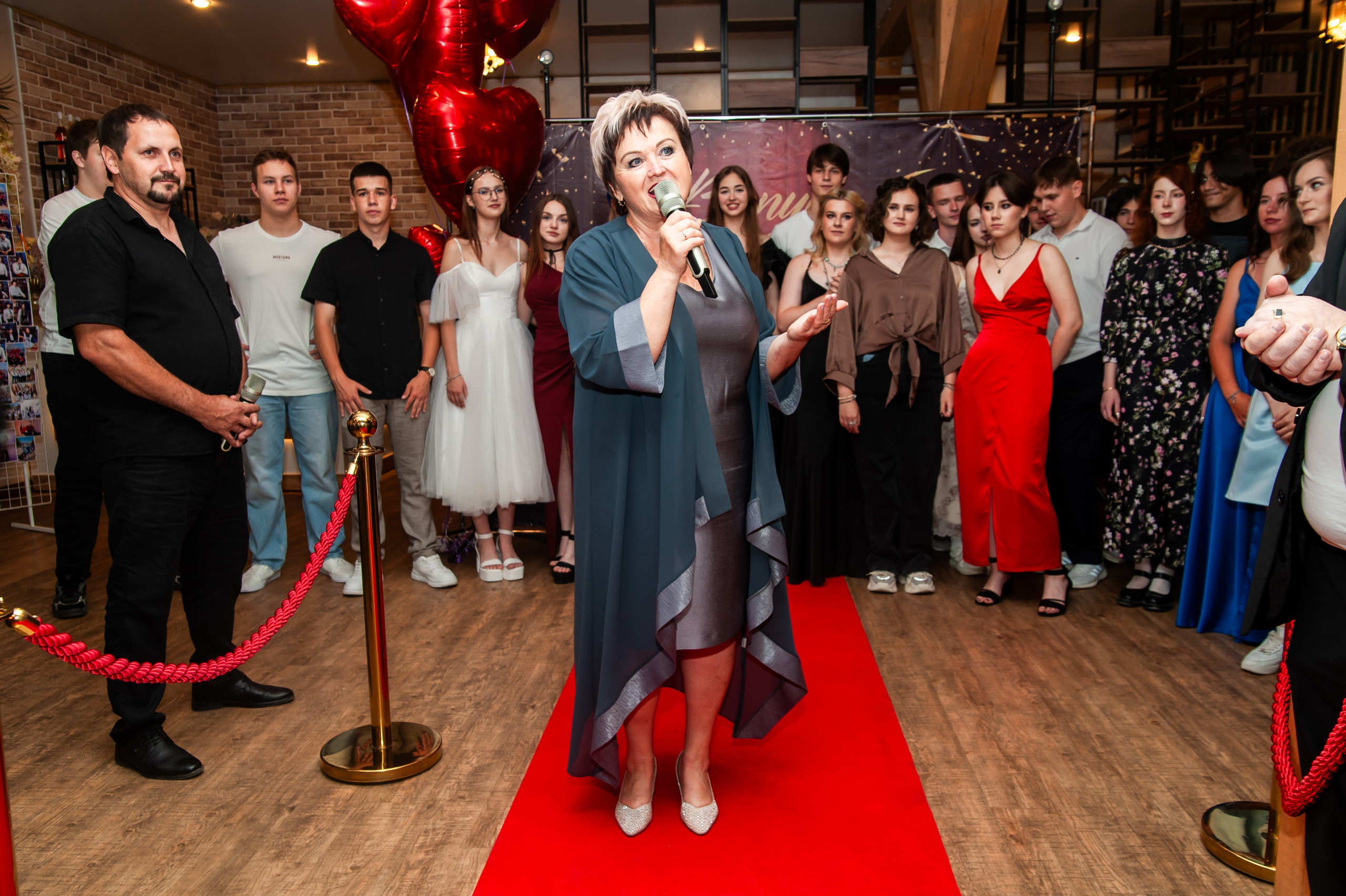 Выпускной МАОУ СОШ № 17 им. Эдуарда Есаяна. Свадебный и семейный фотограф Денис Лукьянов в Краснодаре, Краснодарском крае и Республике Крым