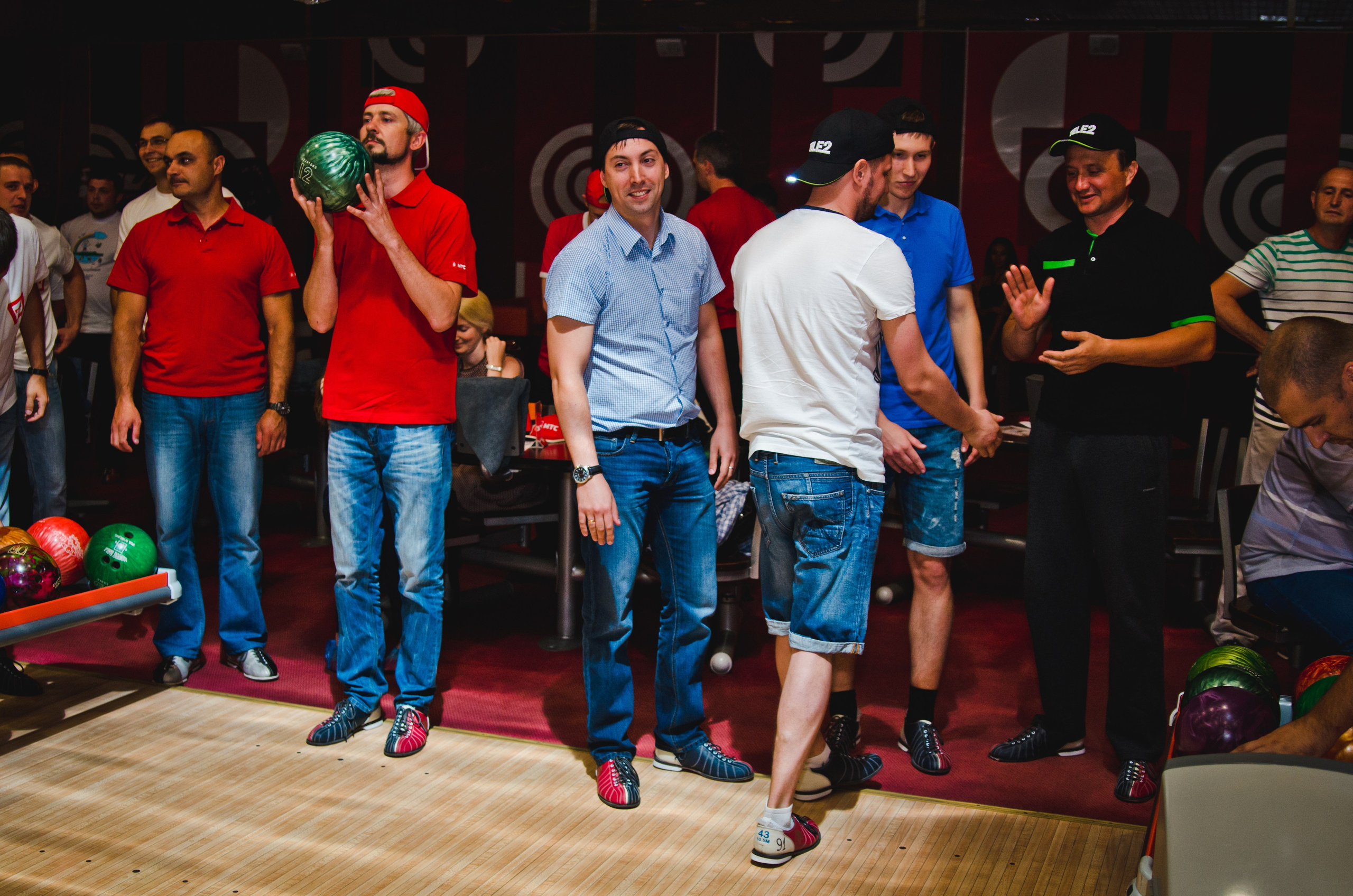 Копоратив.МТС-Теле2-Ростелеком.Боулинг. Свадебный и семейный фотограф Денис Лукьянов в Краснодаре, Краснодарском крае и Республике Крым