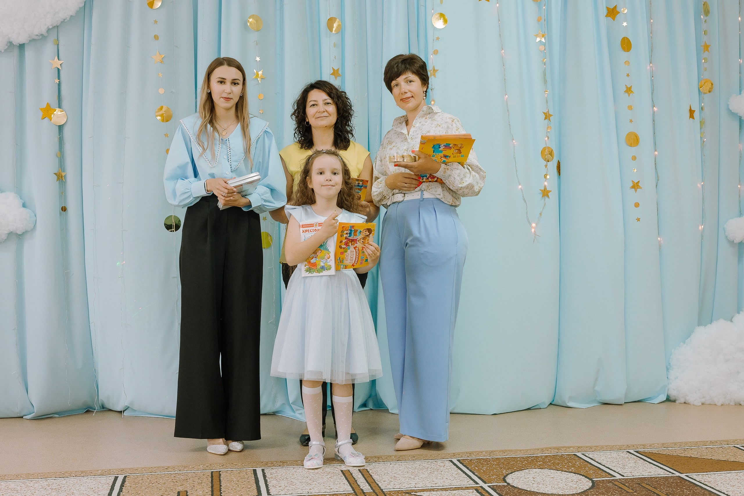 Выпускной в ДС -29. Выпускные альбомы Натальи Бутко: Новороссийск, Анапа, Геленджик