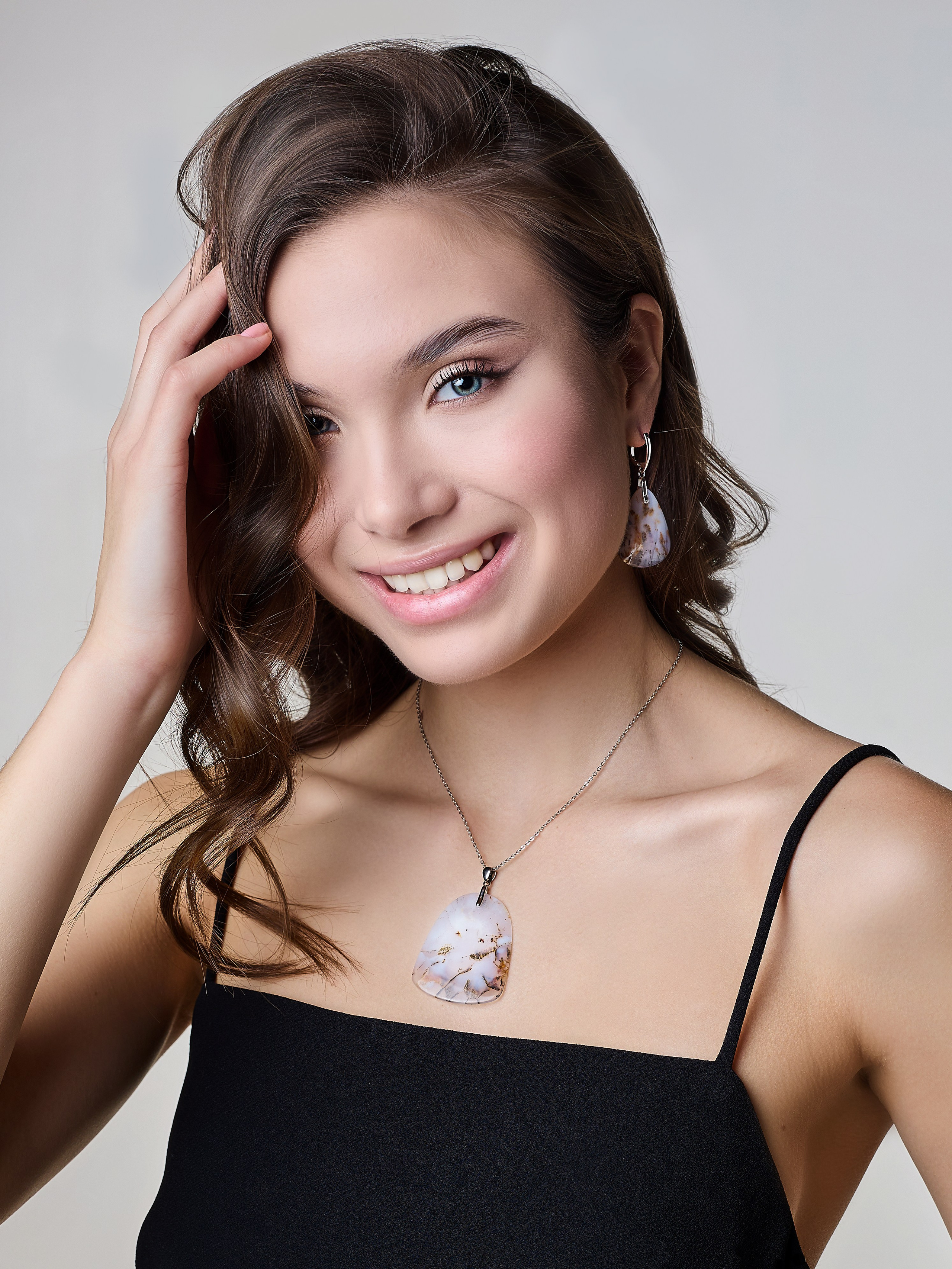 Съёмка на модели (украшения). Фотограф Кострома Татьяна Рыжова