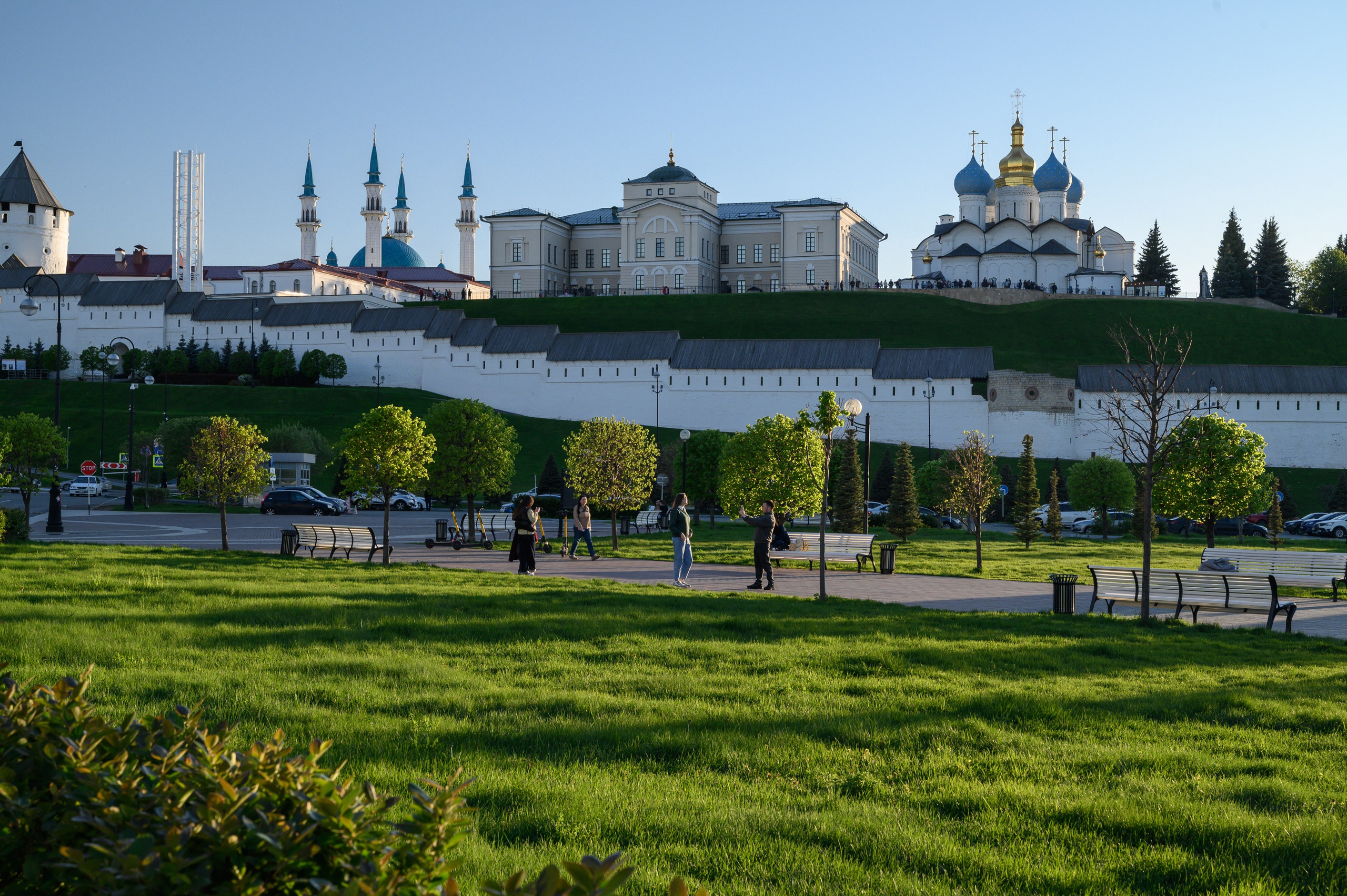 Фотосессия с видом на Кремль в Казани. Фотограф Алексей Клейменов