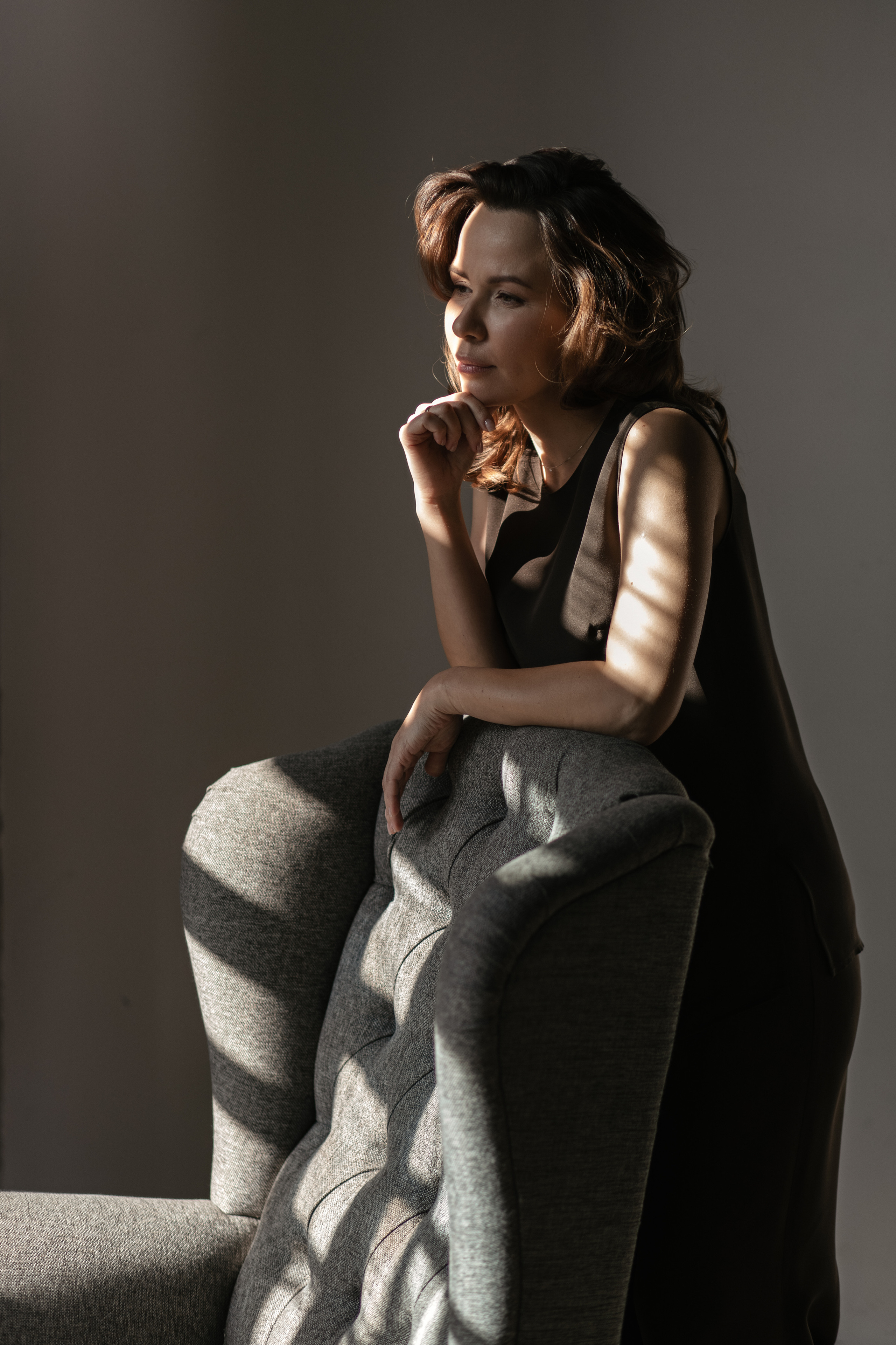 Индивидуальная фотосессия в студии. Фотограф из Санкт-Петербурга Оксана Валковая. Женский портрет. Портрет