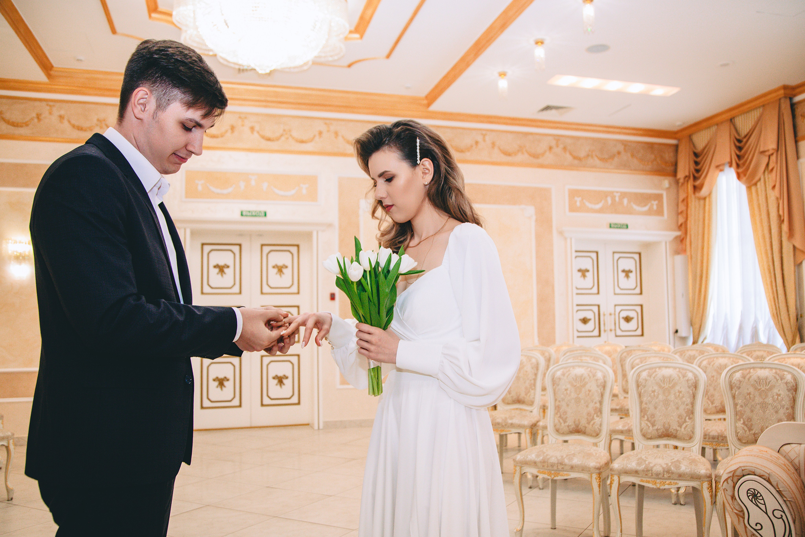Торжественная регистрация брака в Доме Дружбы народов. Дима Никитин свадебный и семейный фотограф в Ижевске и Удмуртии с 2007 года