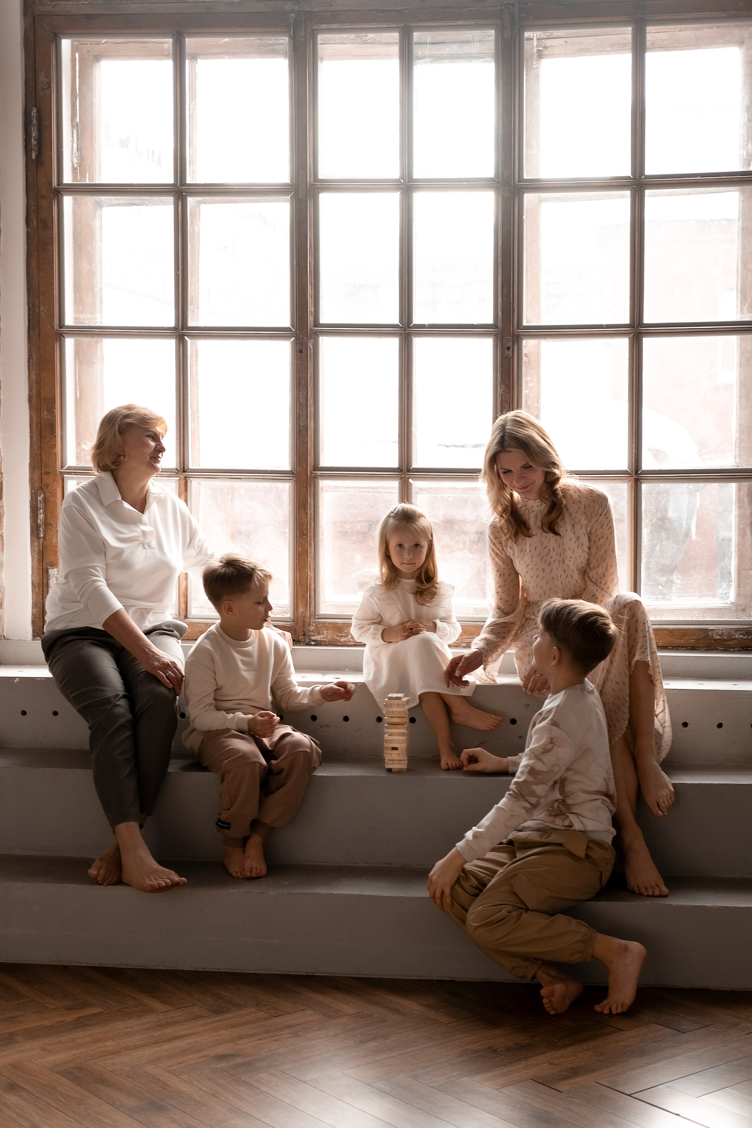 Семейная фотосессия (прогулки и студии). Семейный и женский фотограф в Санкт-Петербурге