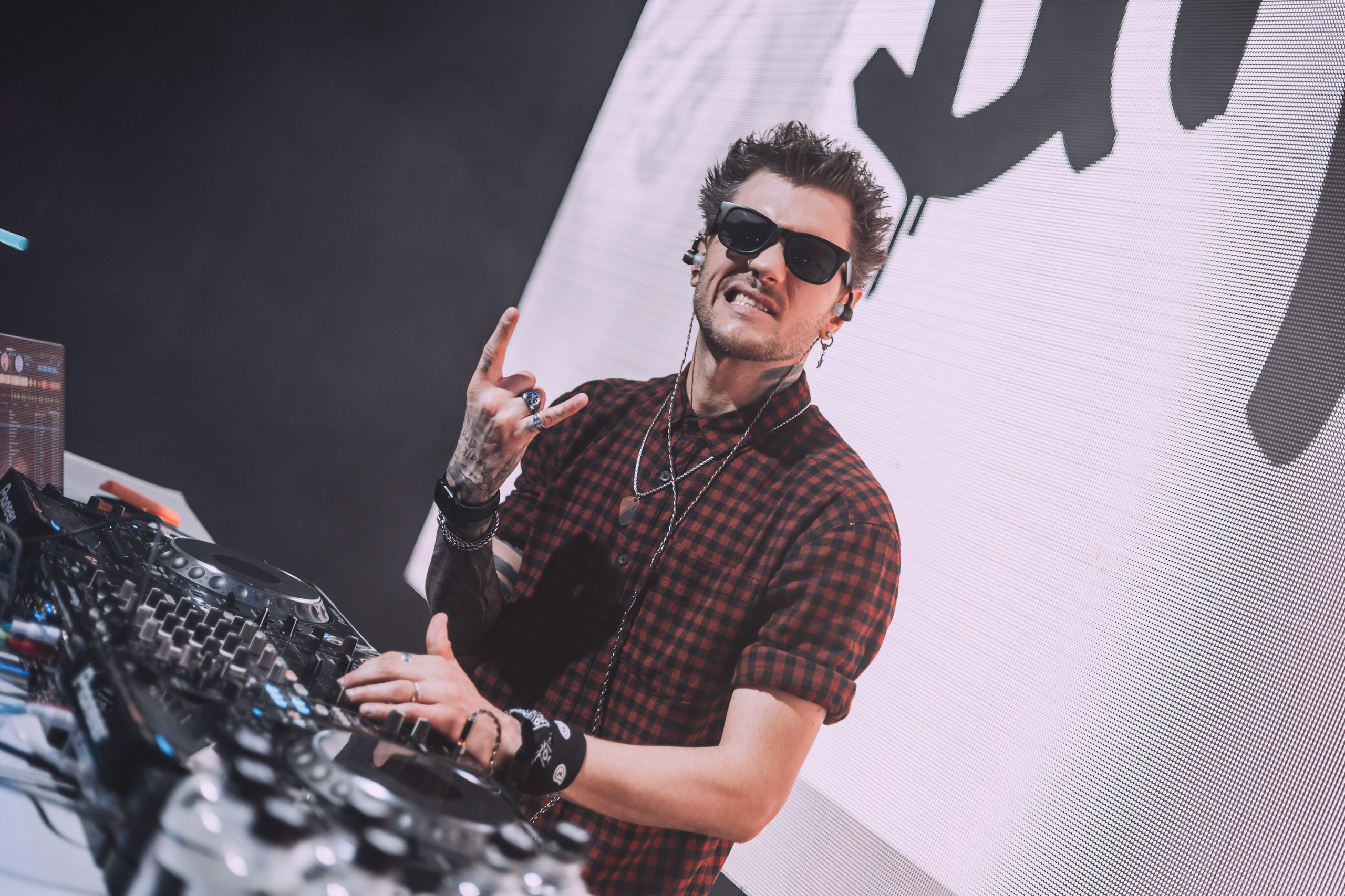 Концерты. Страница