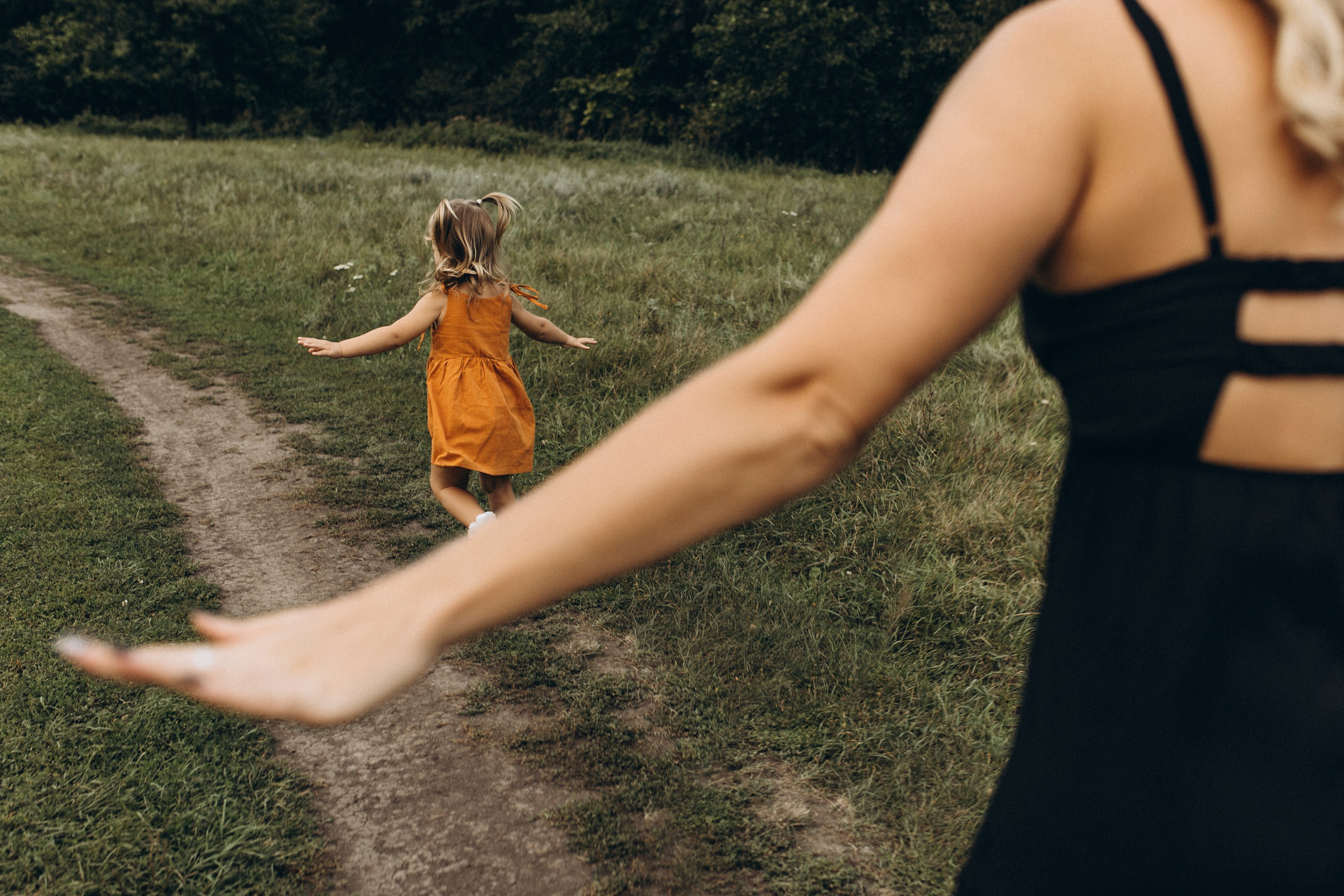Летняя история Насти и Полины. Семейный и детский фотограф Башкатова Дарья Старый Оскол