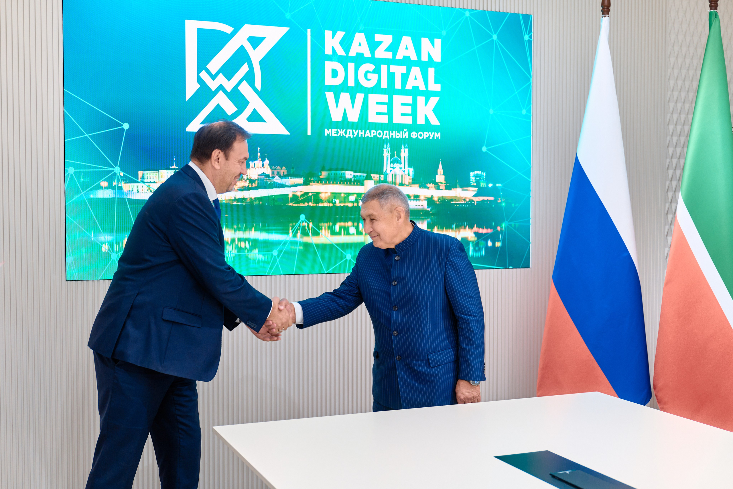 Kazan Digital Week — Съёмка конференции | Фотограф Халитов. Фотограф Халитов Фидаиль — Казань | Мероприятия, Портреты, Репортажи