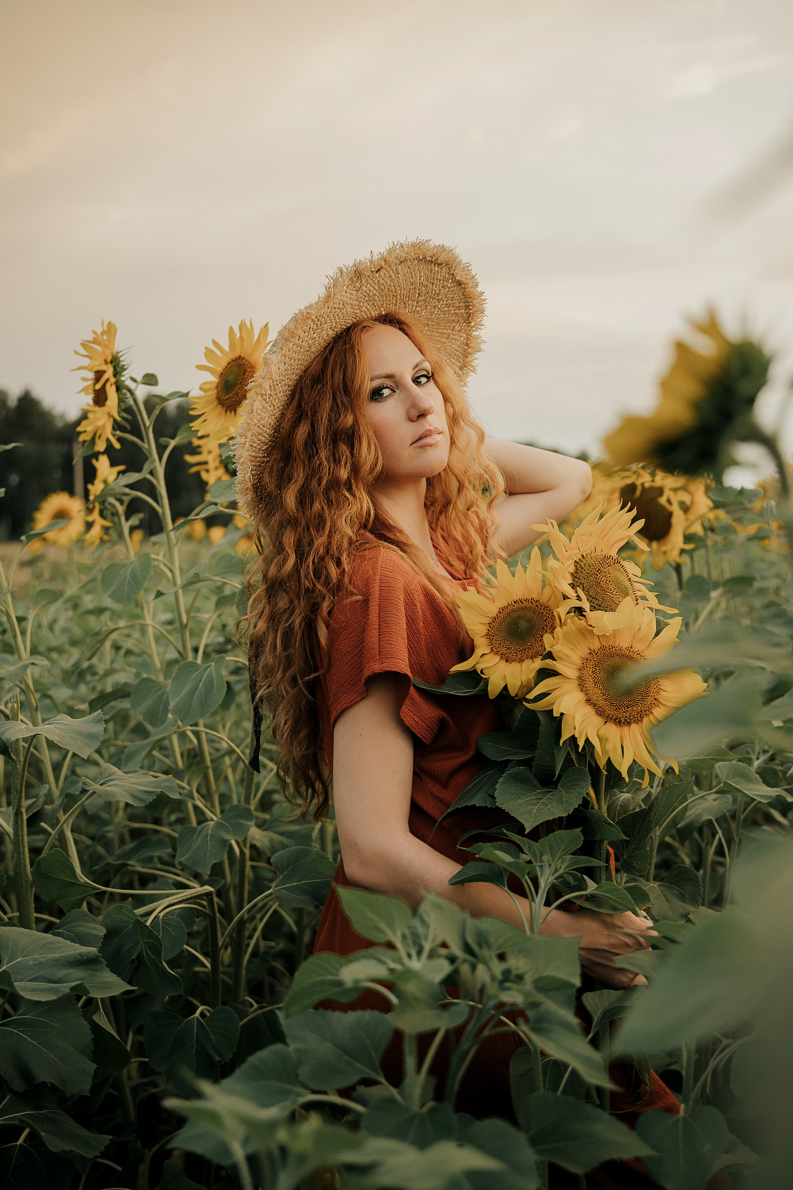 Лена и подсолнухи. Семейный и свадебный фотограф в Челябинске Юлия Софьина