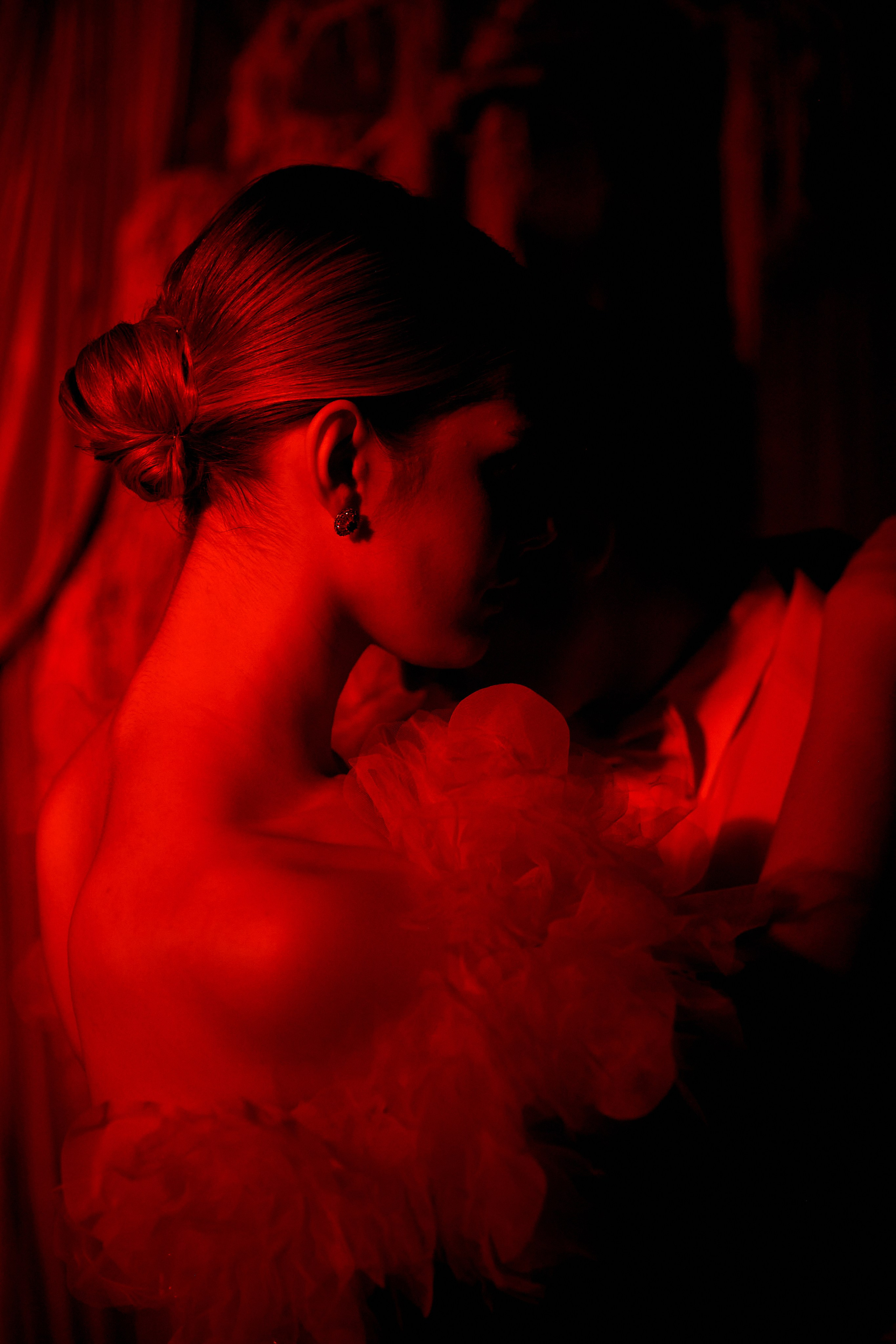 Red. Свадебный фотограф в Красноярске Владимир Ятмасов