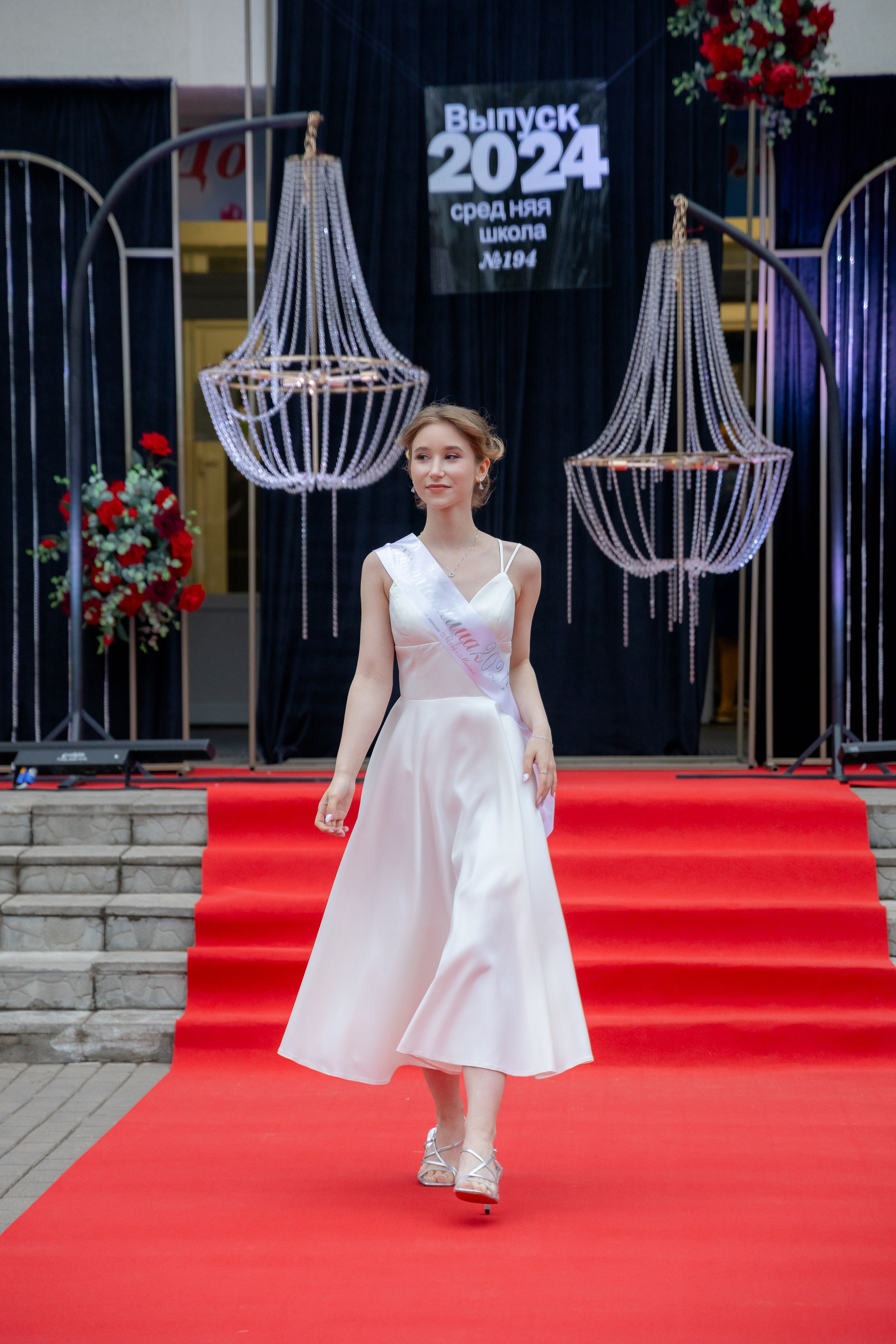 Школьный выпускной 2024 год в Соколе (Минск). Свадебный фотограф в Минске/Беларуси Сергей Спиридонов