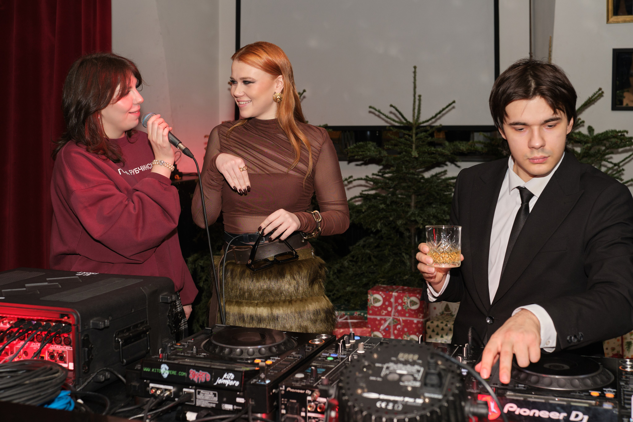 Клубный репортаж в Санкт-Петербурге | Филипп Линзин. Репортажный и портретный фотограф в Санкт-Петербурге Филипп Линзин