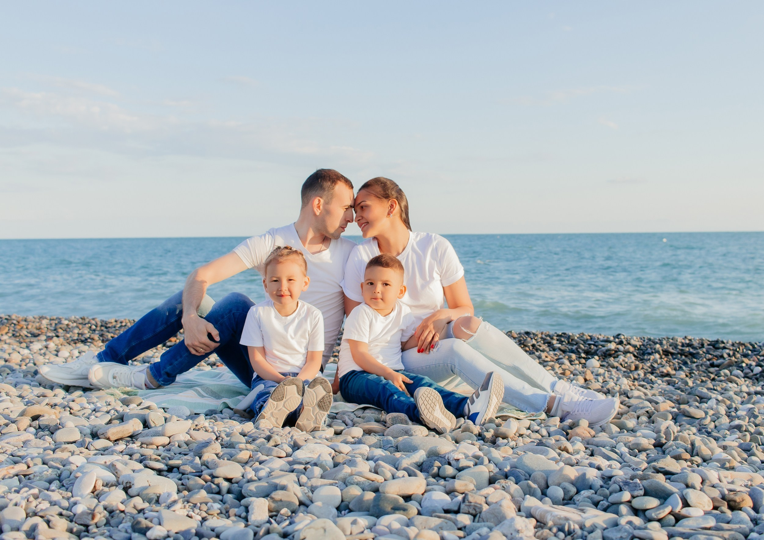 Семейная фотосессия на море в Адлере. Фотограф Сочи Адлер. Солькаева Анастасия