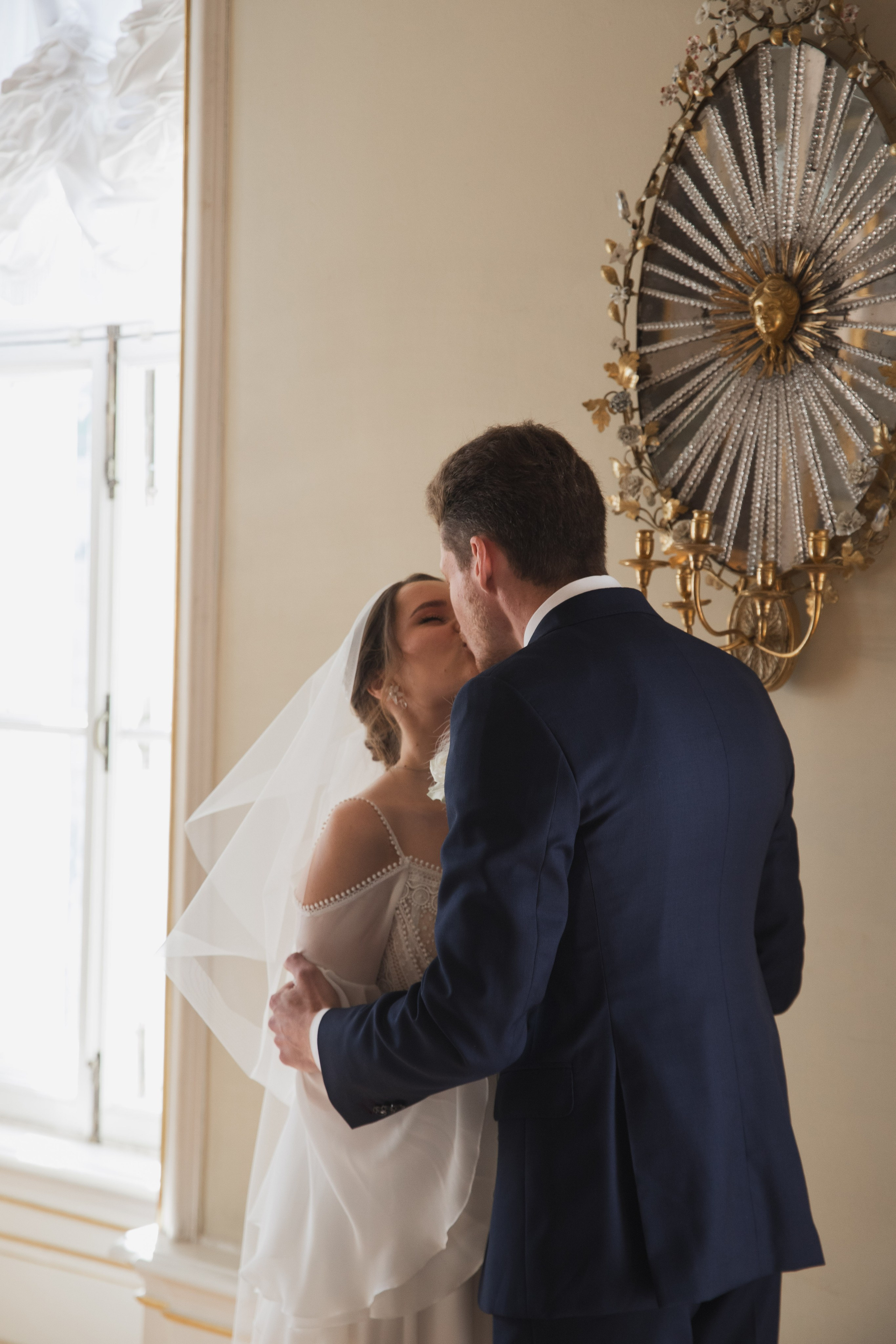 Летняя свадьба в Кусково. Свадебный и портретный фотограф в Москве Мария Кравченко