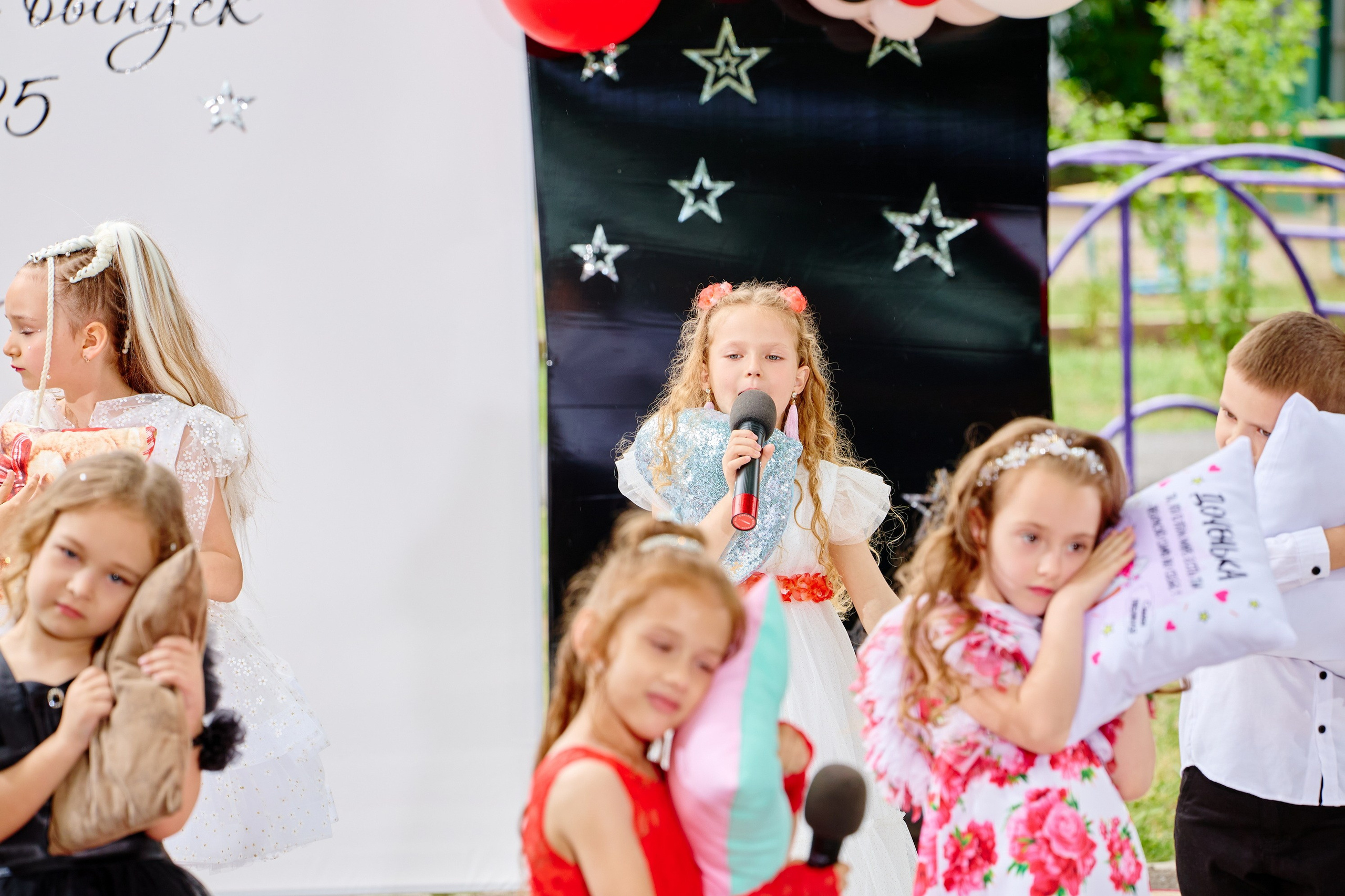 Выпускной 45 сад. Фотограф Выпускные альбомы Таганрог Сергей Коробченко