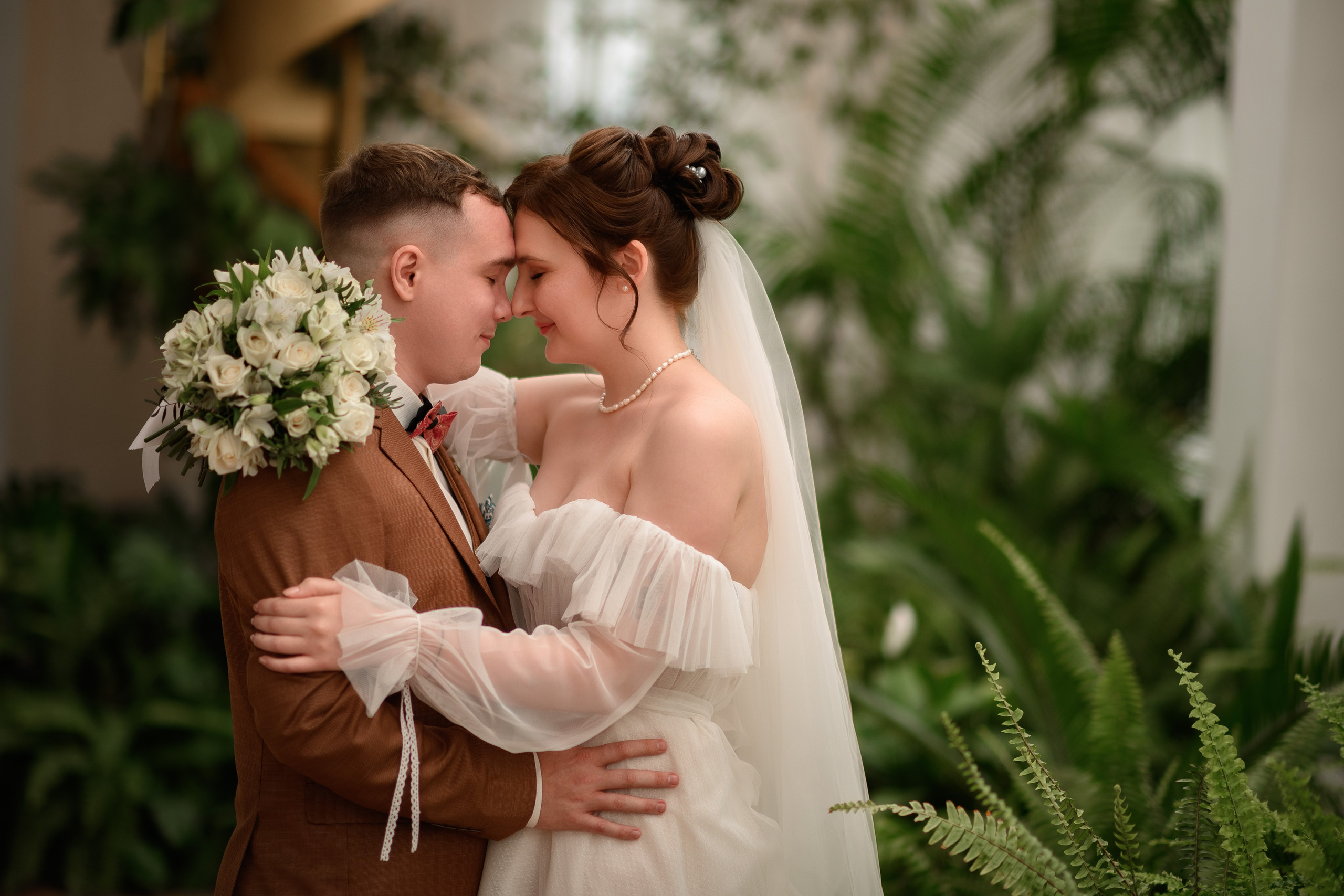 Фотографии из ЗАГСов Санкт-Петербурга. Фотограф Алексей Лукин. Свадьба, мероприятие, корпоратив, юбилей, фотосессия, портрет. Фотосъёмка в Санкт-Петербурге. Ретушь фотографий
