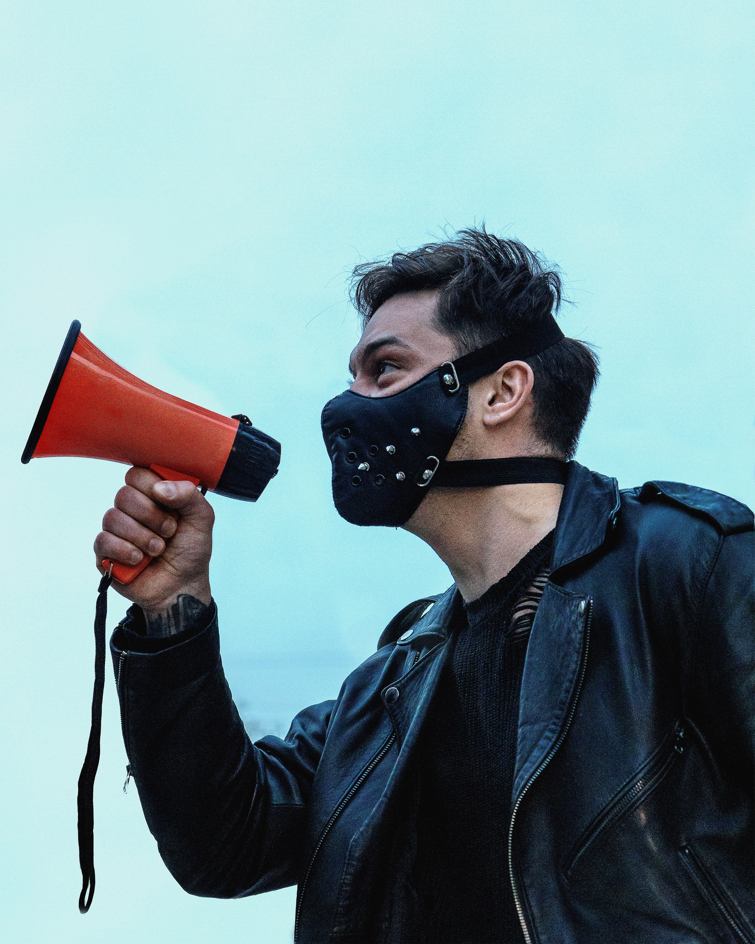Иван — Весь мир идет на меня войной. Индивидуальный фотограф в Москве