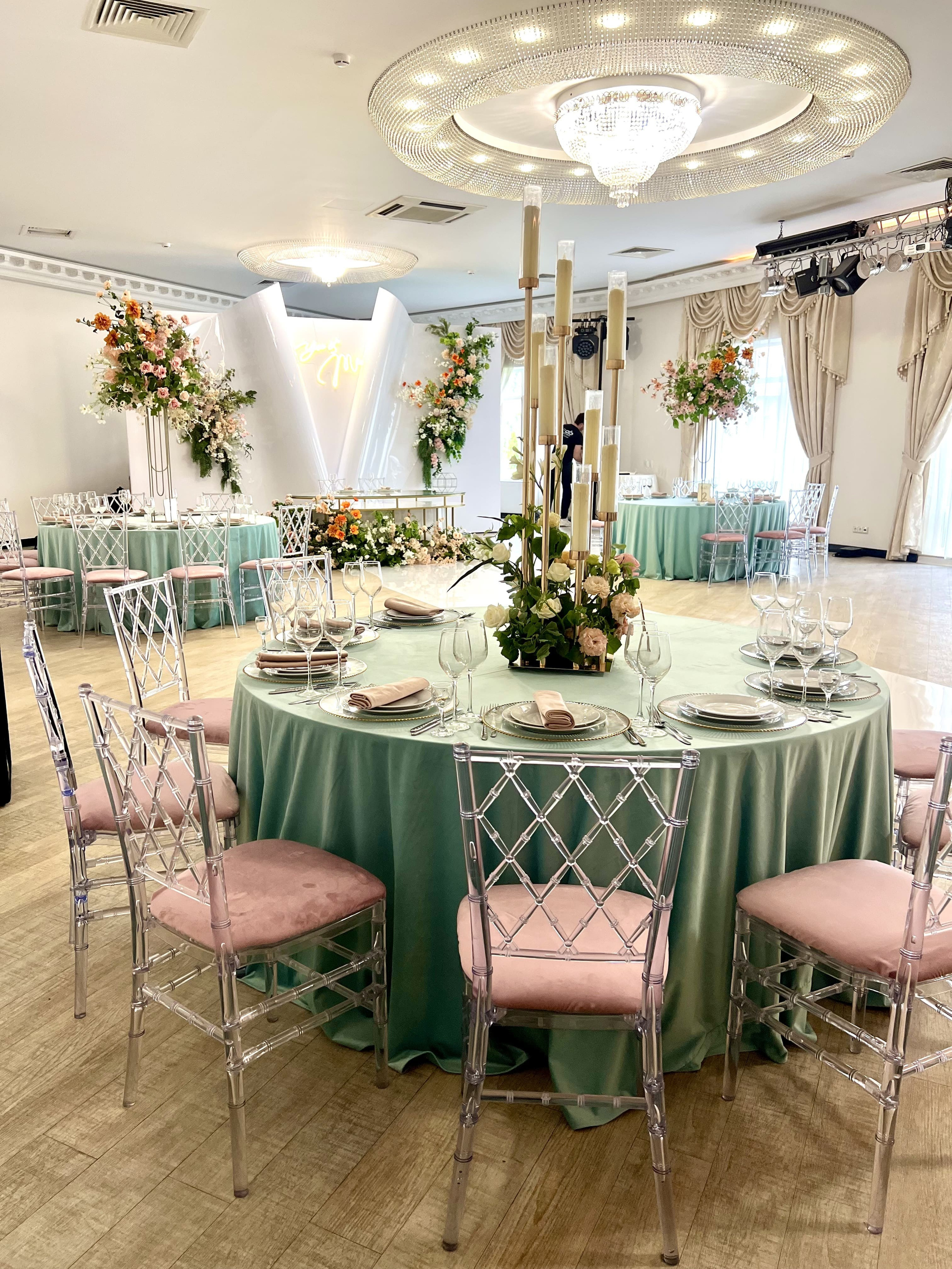 Фотографии зала. Банкетный комплекс и свадебное агенство "Александр Грин"