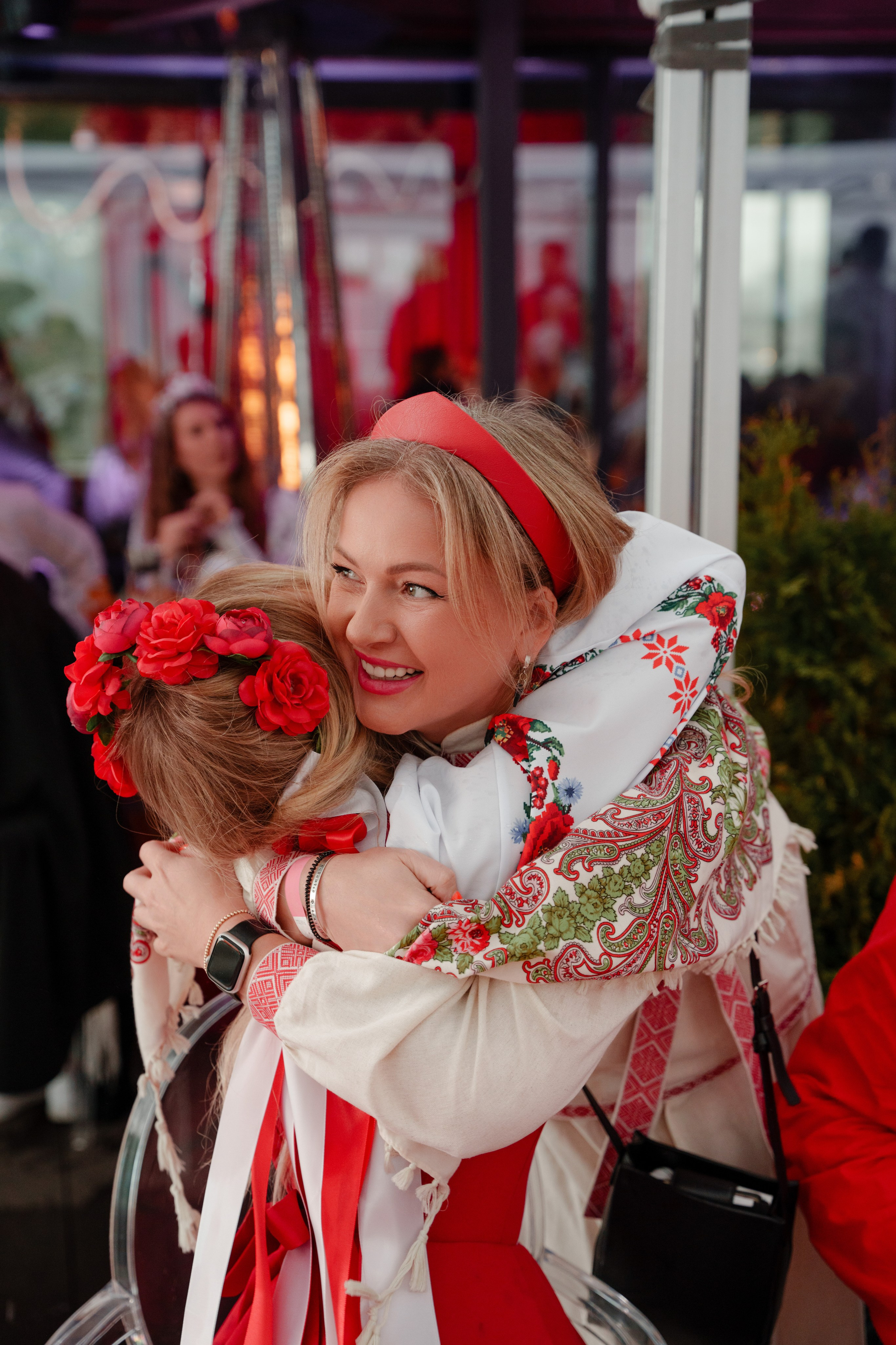 Репортажный фотограф на гендер пати в славянском стиле в Москве. Репортажный фотограф Москва Сергей Дружинин