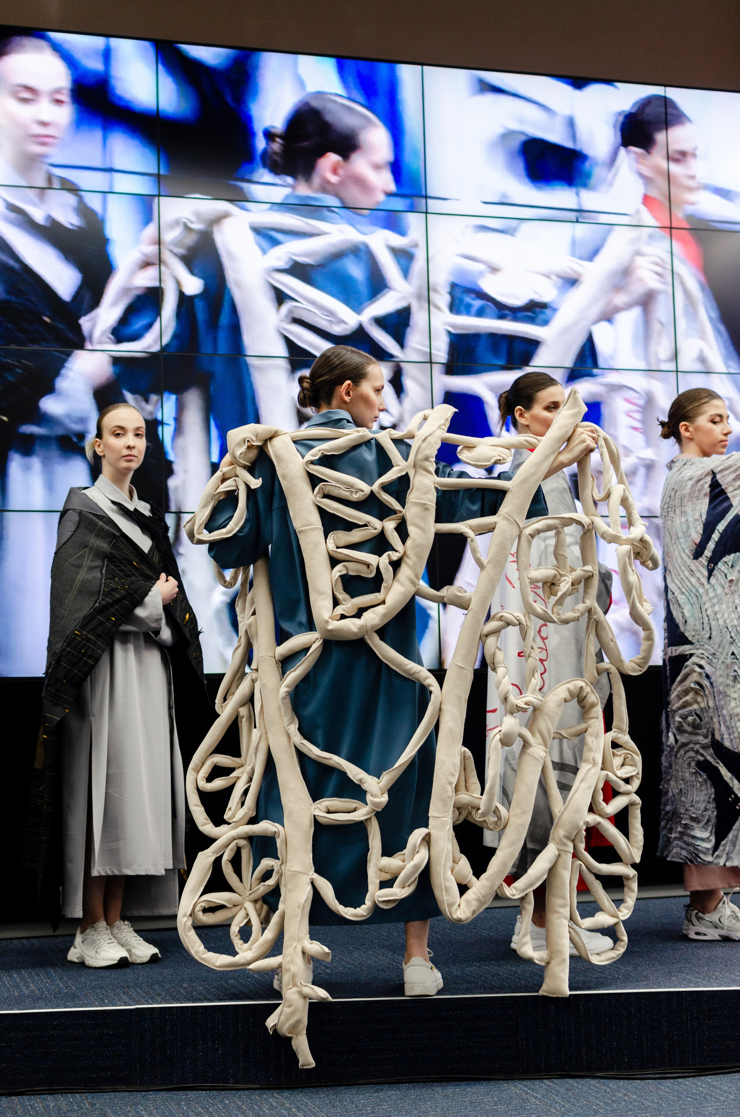 Арт-проект «Первые» | 29.11.2024. Фотограф в Омске Елизавета Кириллова