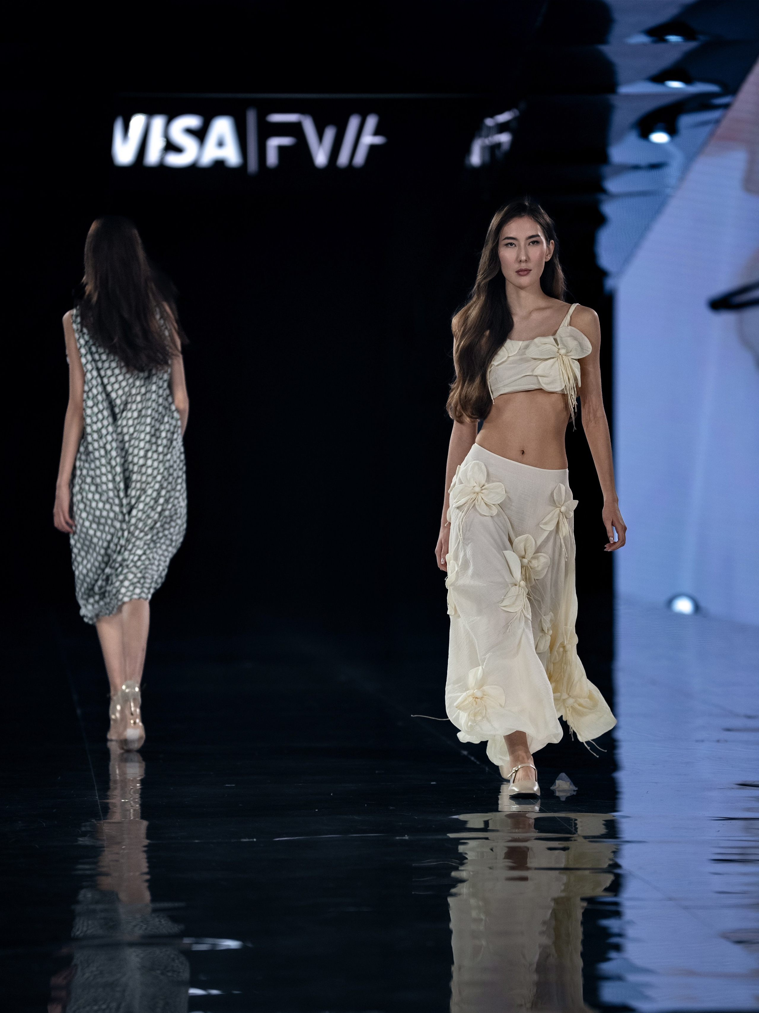 Visa Fashion Week Sako. Сайт Алматинского НЮ АРТ, будуар и фэшн фотографа Дениса Карпенко