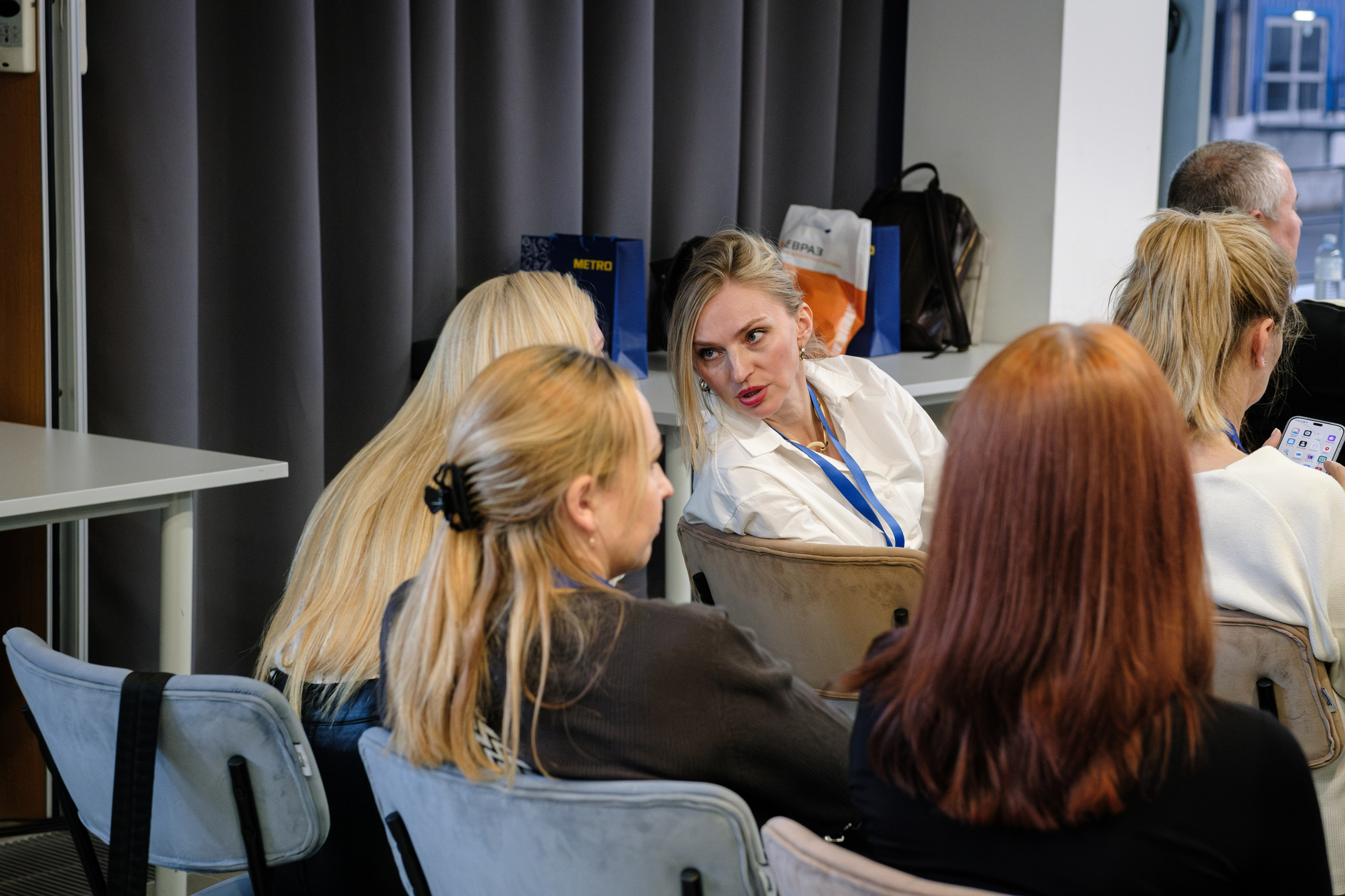 METRO. Репортажный и портретный фотограф в Москве Илья Спиридонов