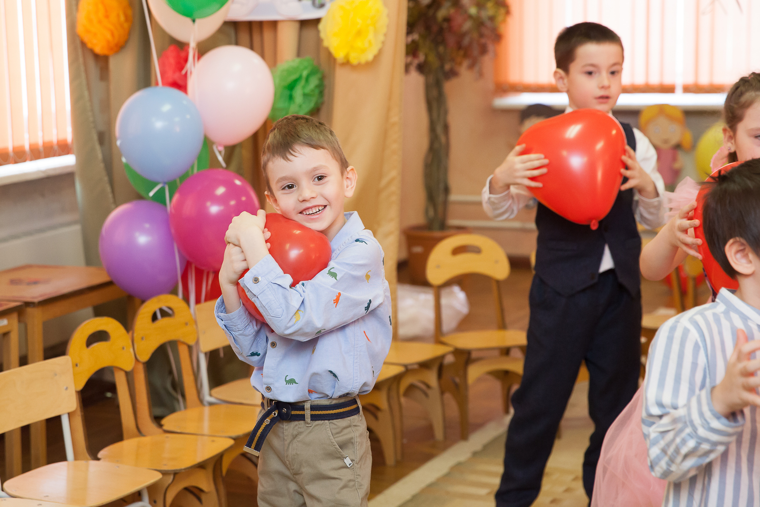 Праздники в Детском Саду. Выпускные альбомы Москва. Фотограф Шукурова Кристина